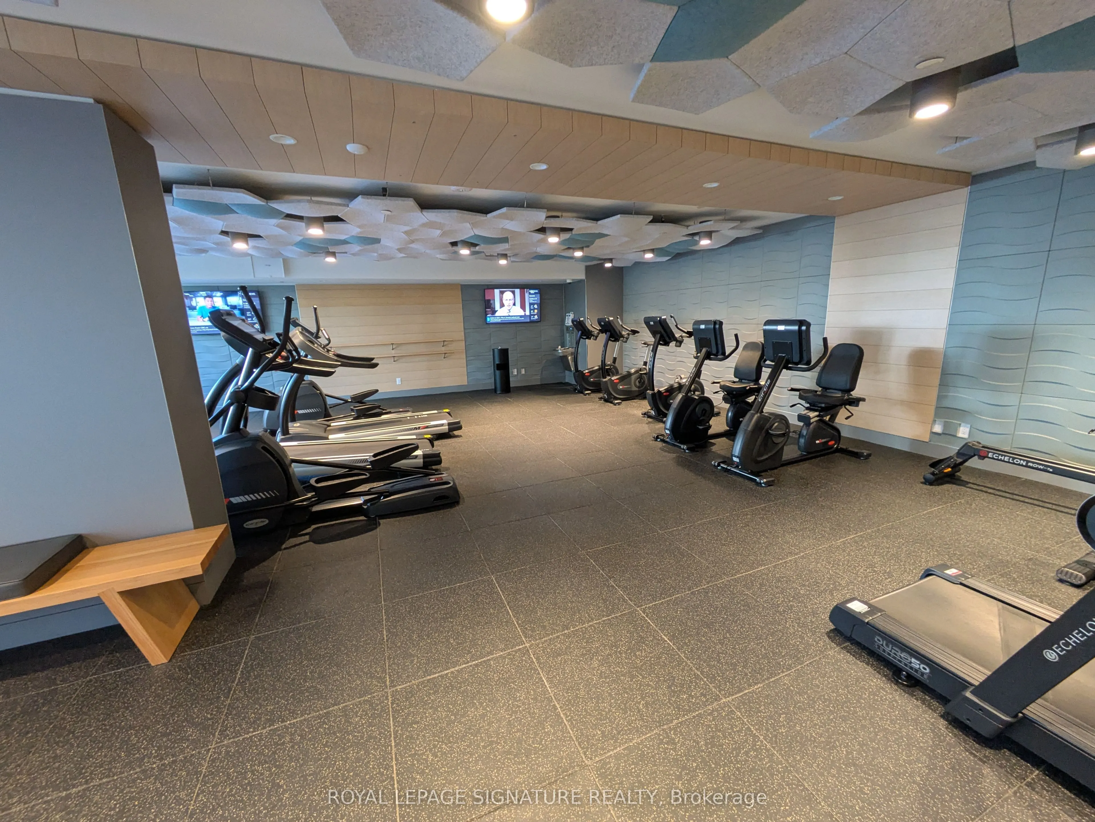 85 McMahon Drive, #1805