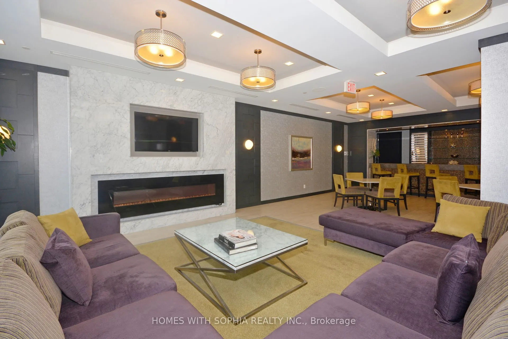 18 Graydon Hall Drive, #2004