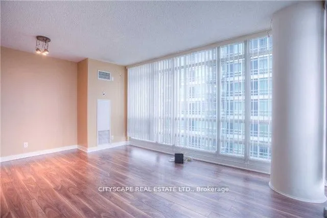 397 Front Street W, #1110