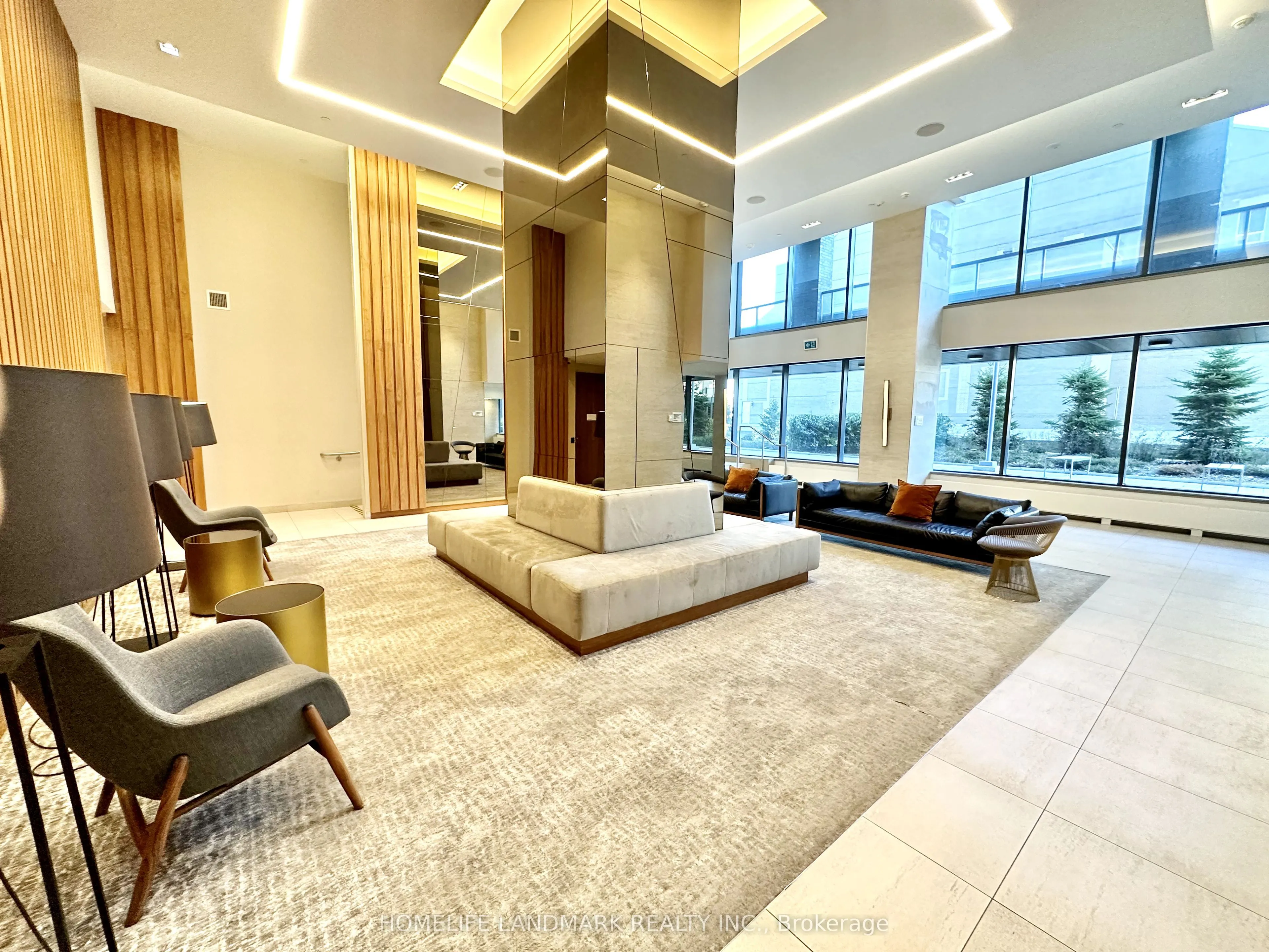 6 Sonic Way S, #408
