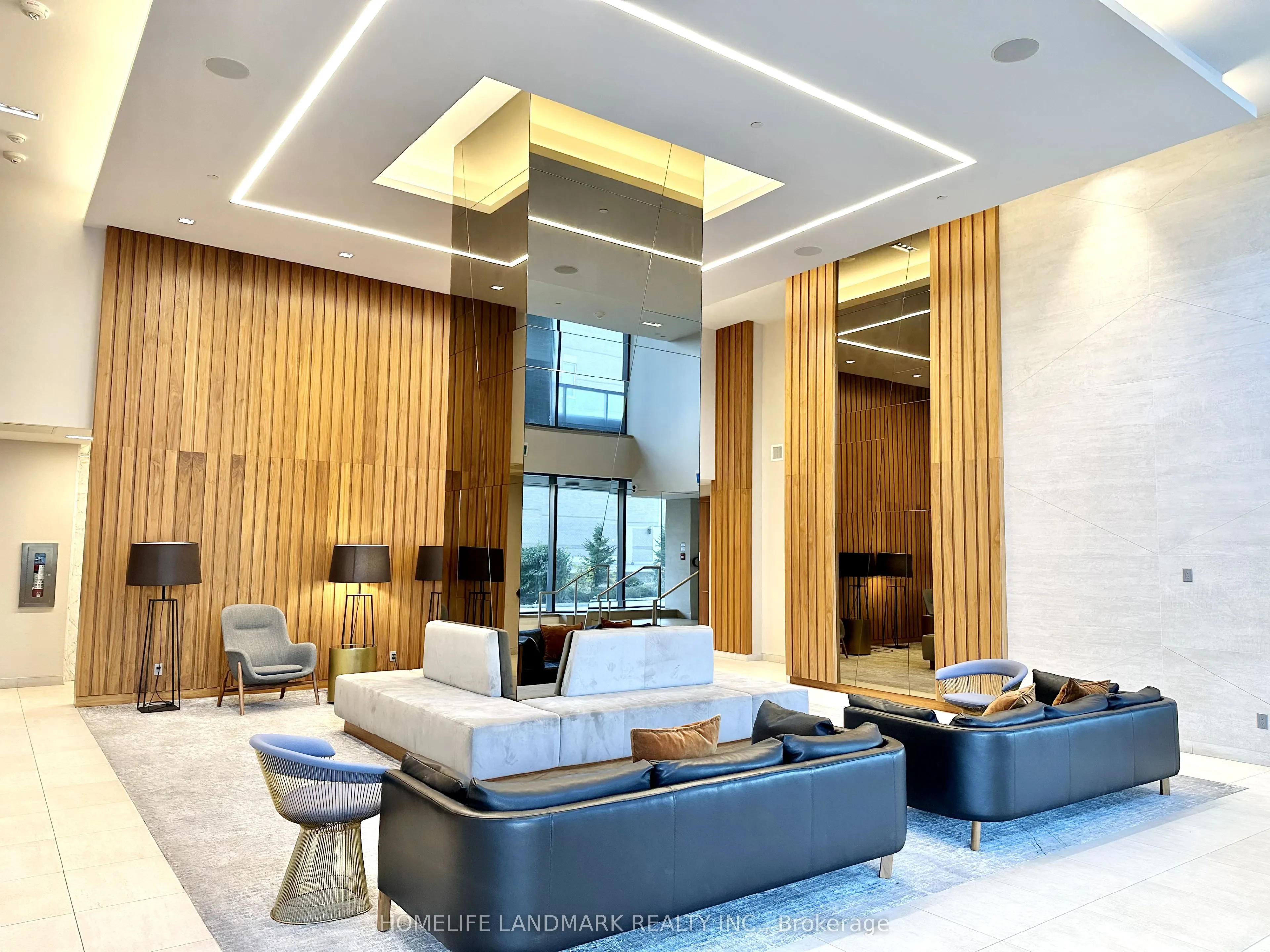 6 Sonic Way S, #408