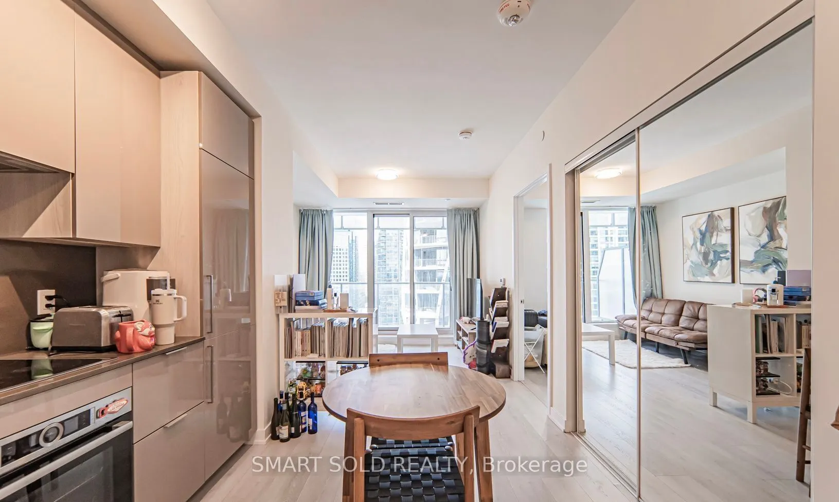 28 Freeland Street, #1603