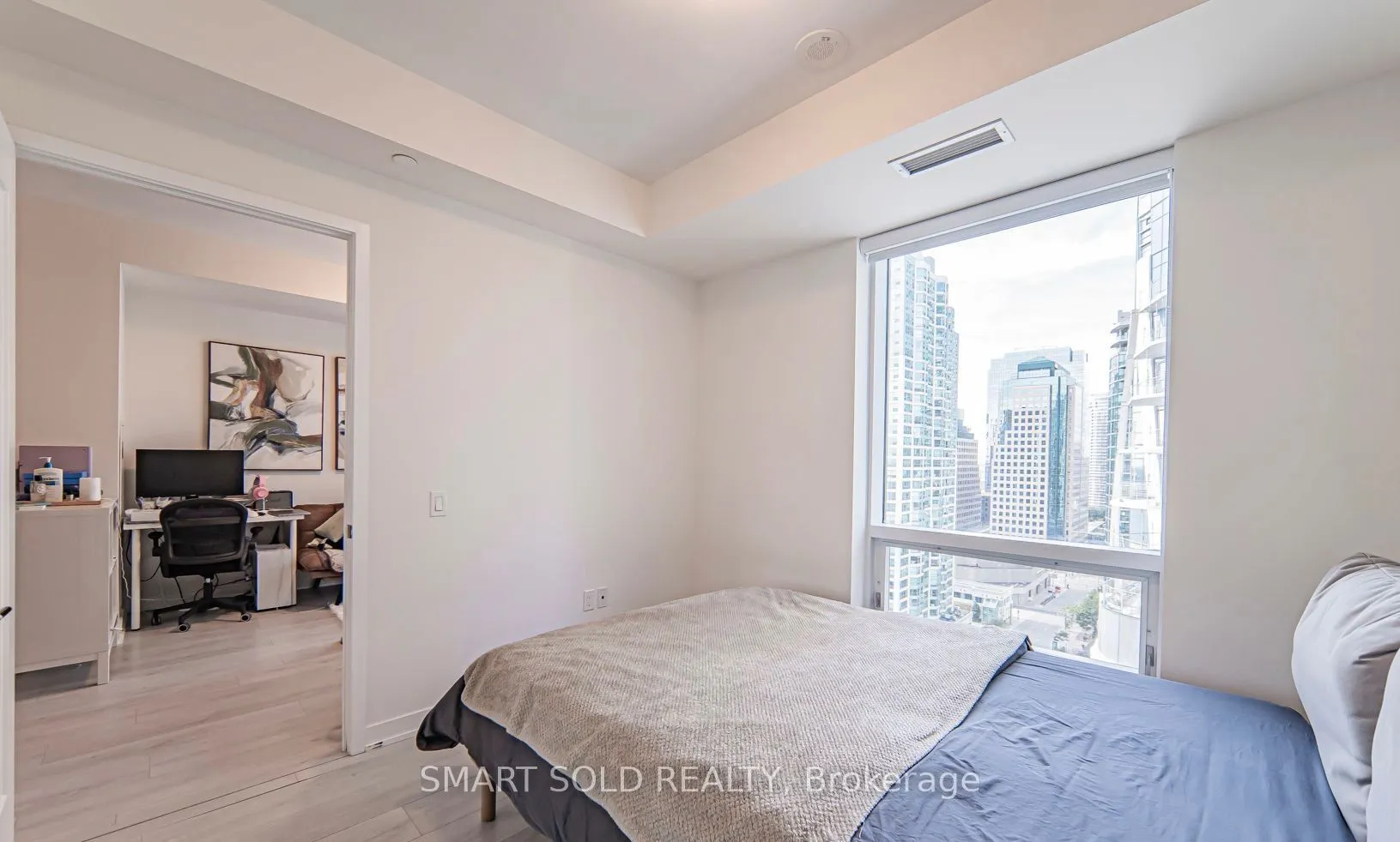 28 Freeland Street, #1603