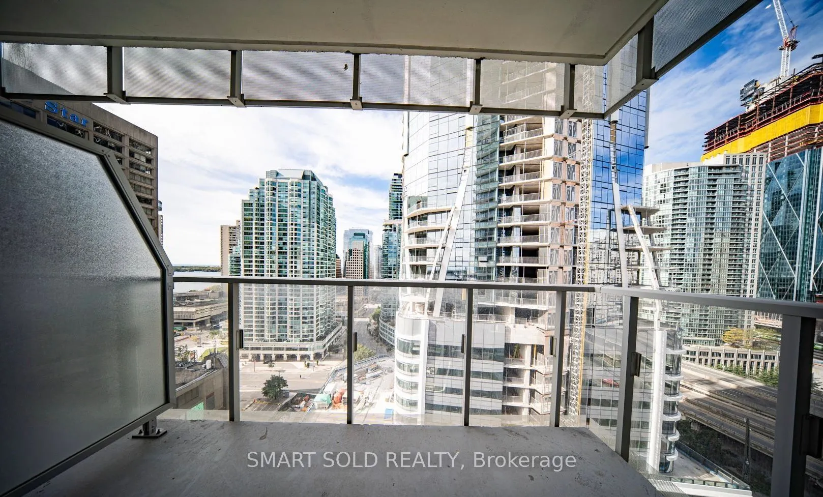 28 Freeland Street, #1603
