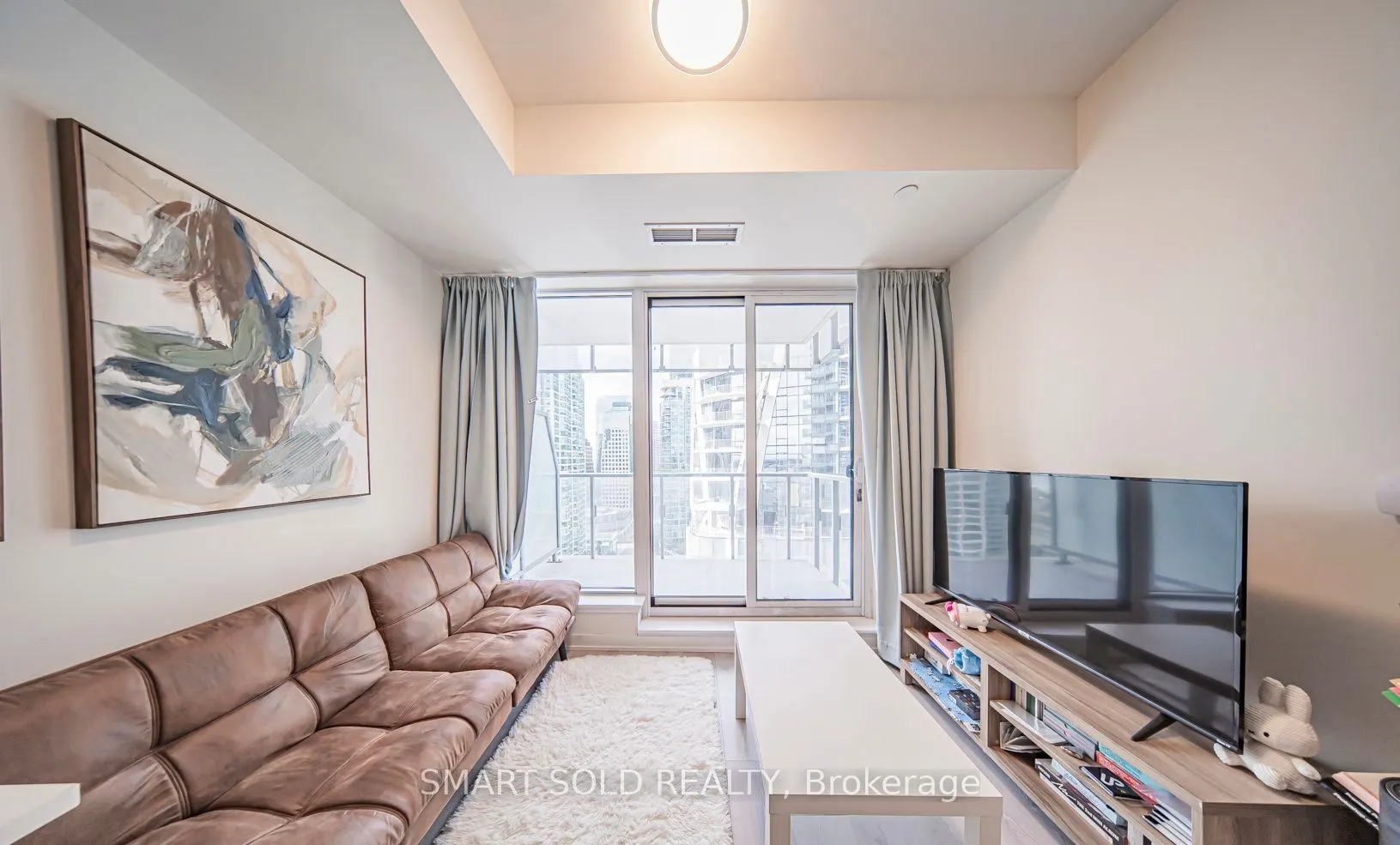 28 Freeland Street, #1603