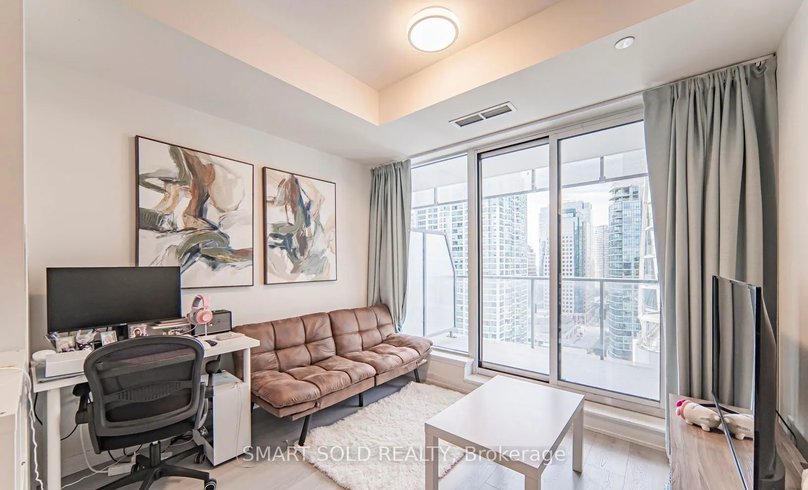 28 Freeland Street, #1603