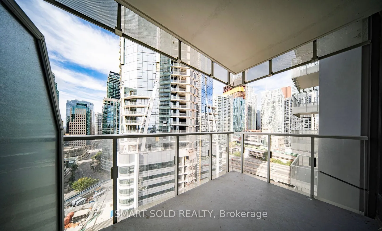 28 Freeland Street, #1603