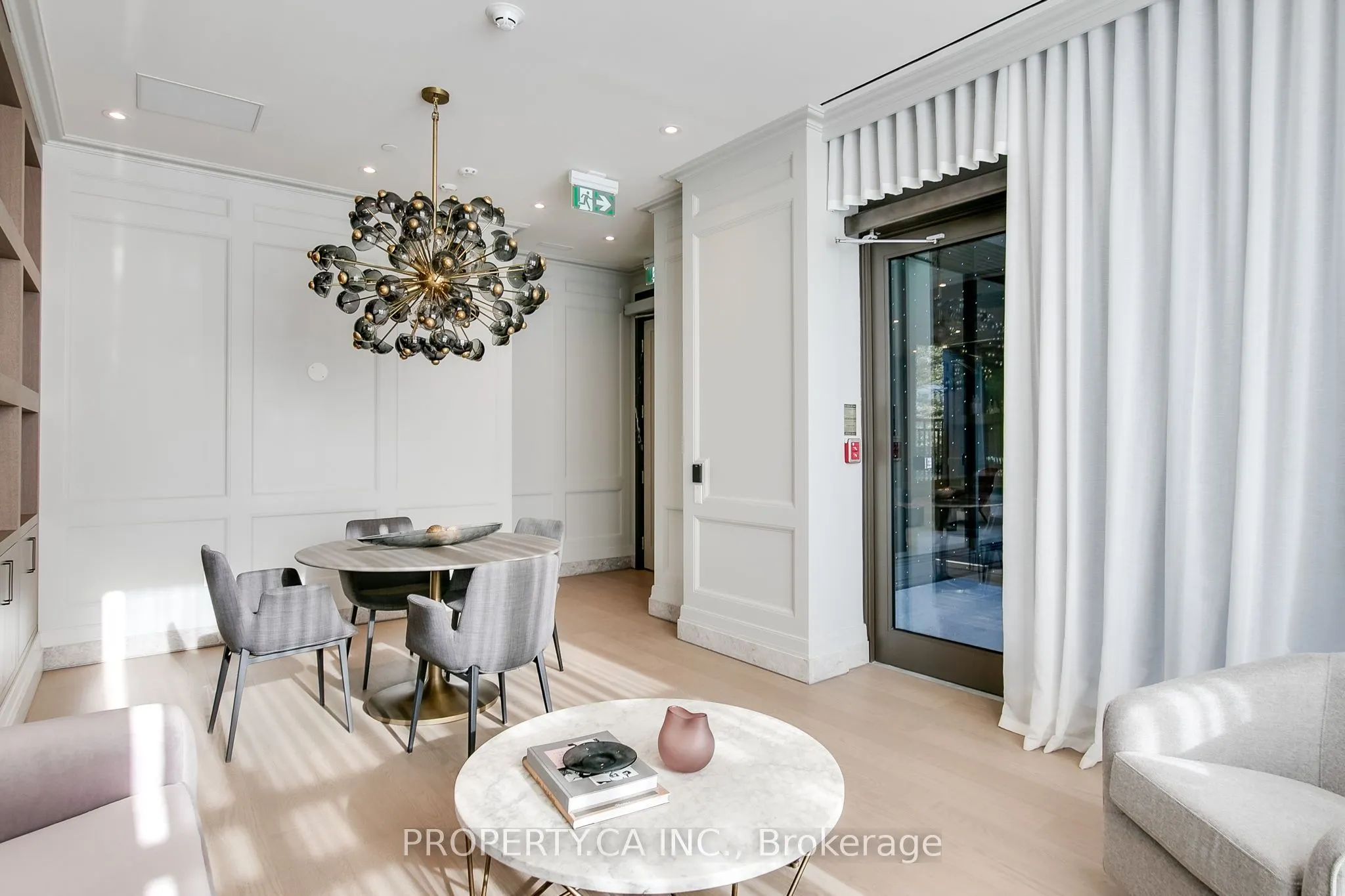 10 Prince Arthur Avenue, #403