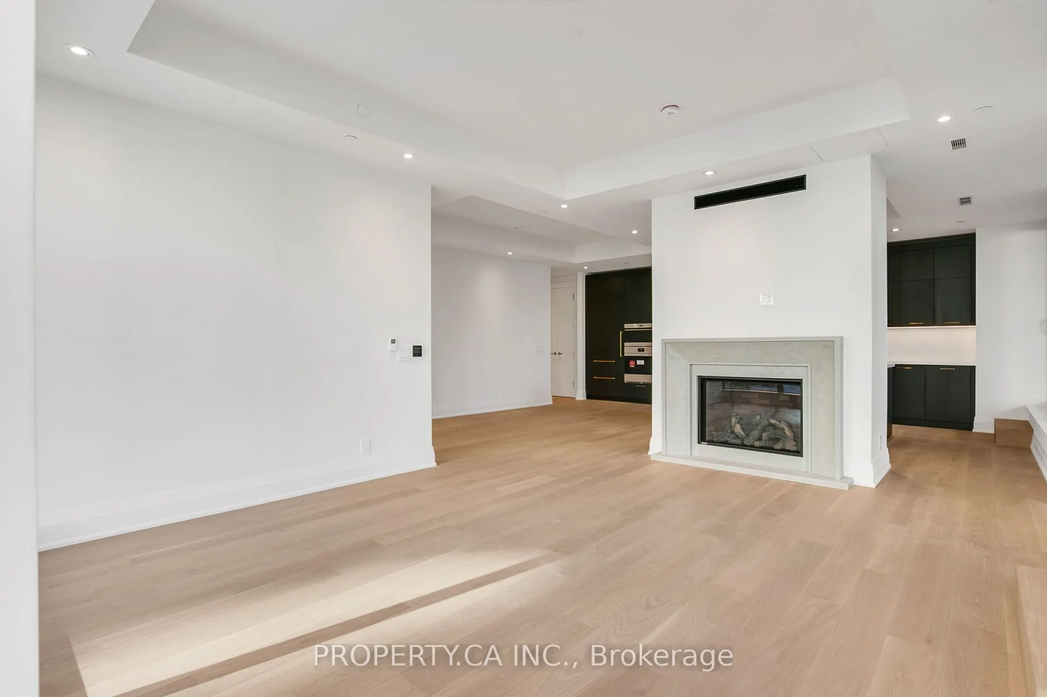 10 Prince Arthur Avenue, #403