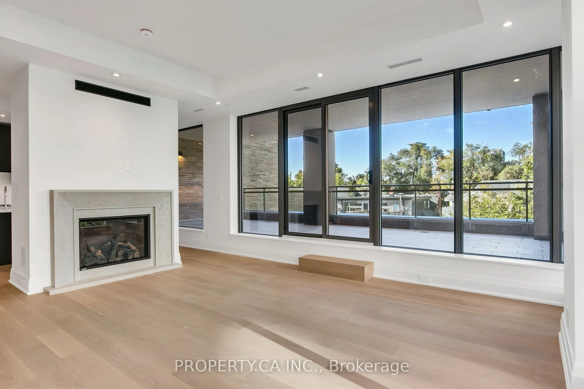 10 Prince Arthur Avenue, #403