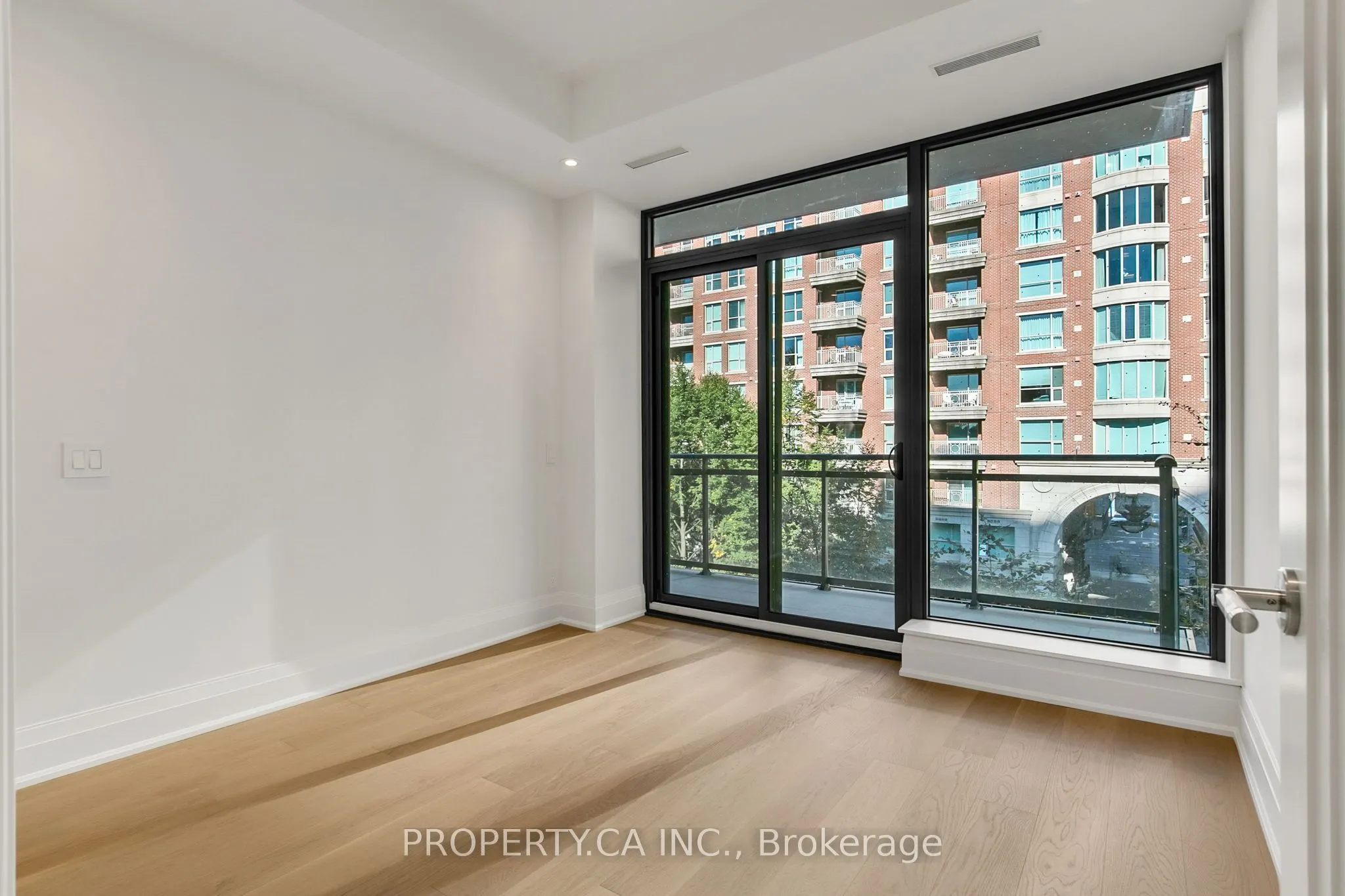 10 Prince Arthur Avenue, #403