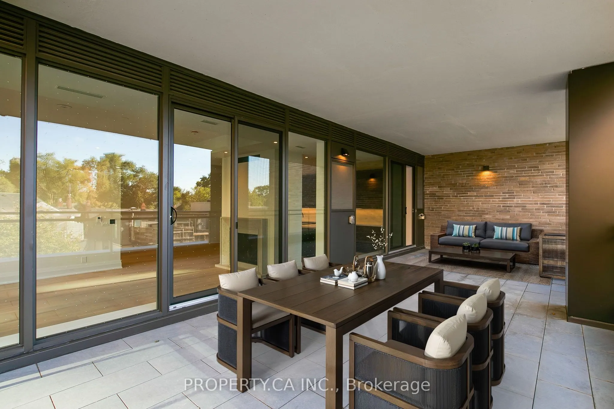 10 Prince Arthur Avenue, #403