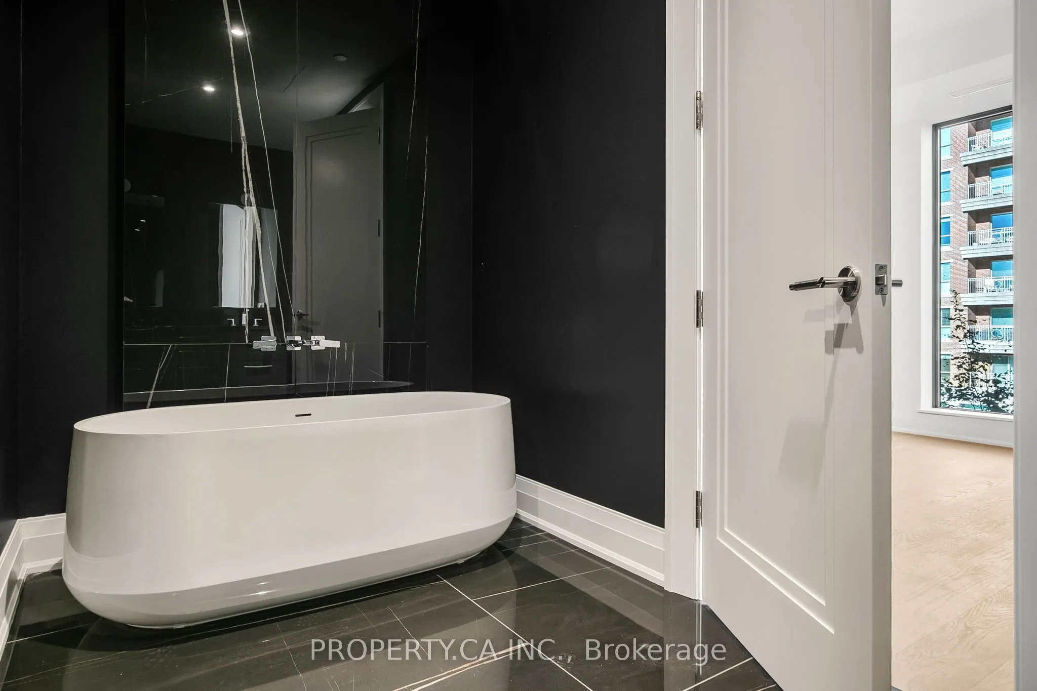 10 Prince Arthur Avenue, #403
