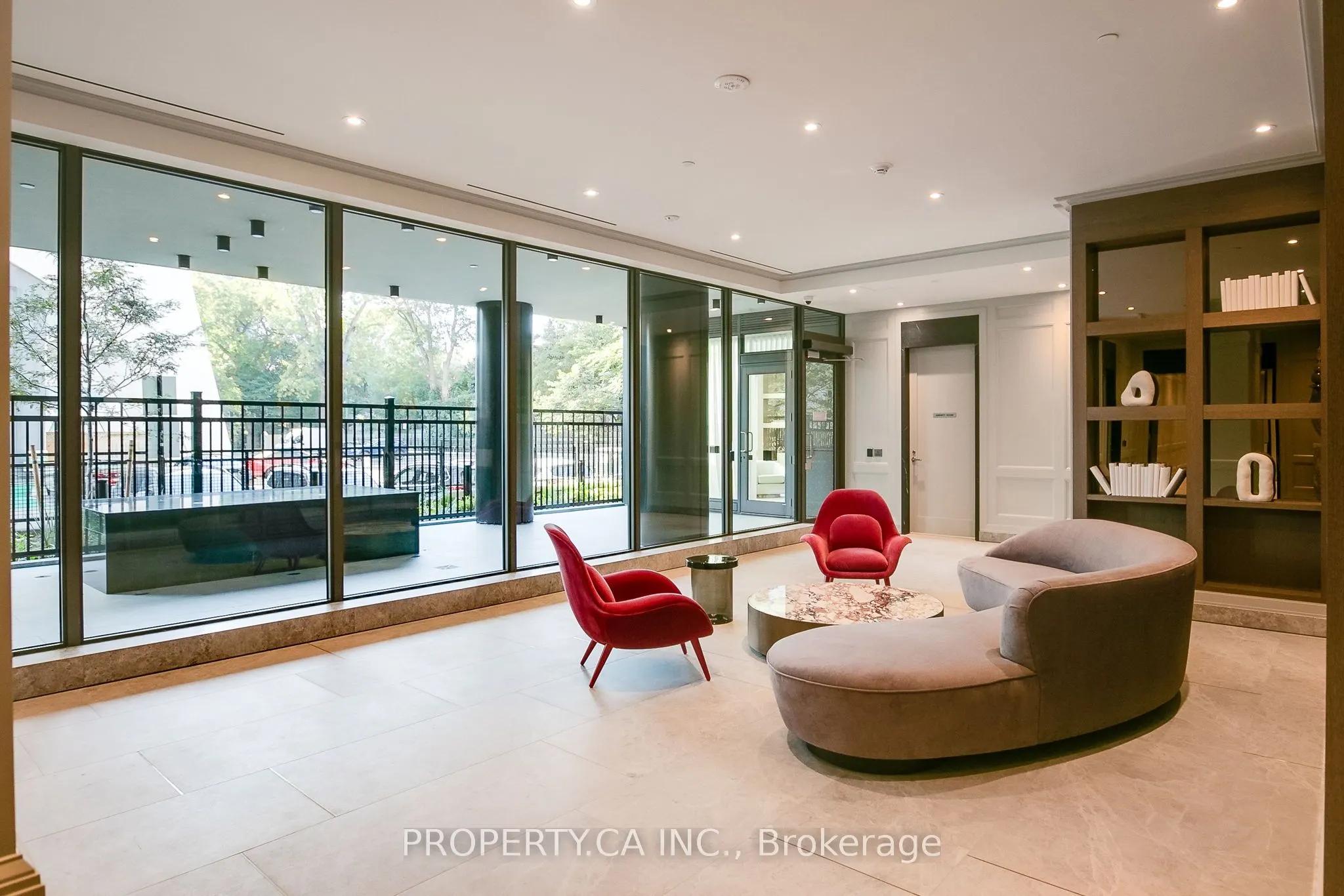 10 Prince Arthur Avenue, #403