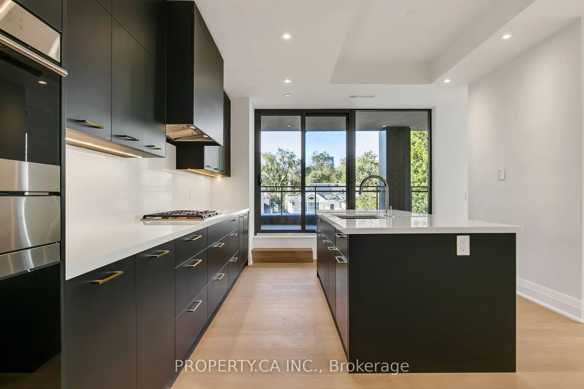 10 Prince Arthur Avenue, #403