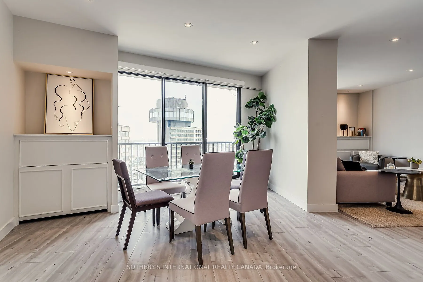 33 Harbour Square, #3408