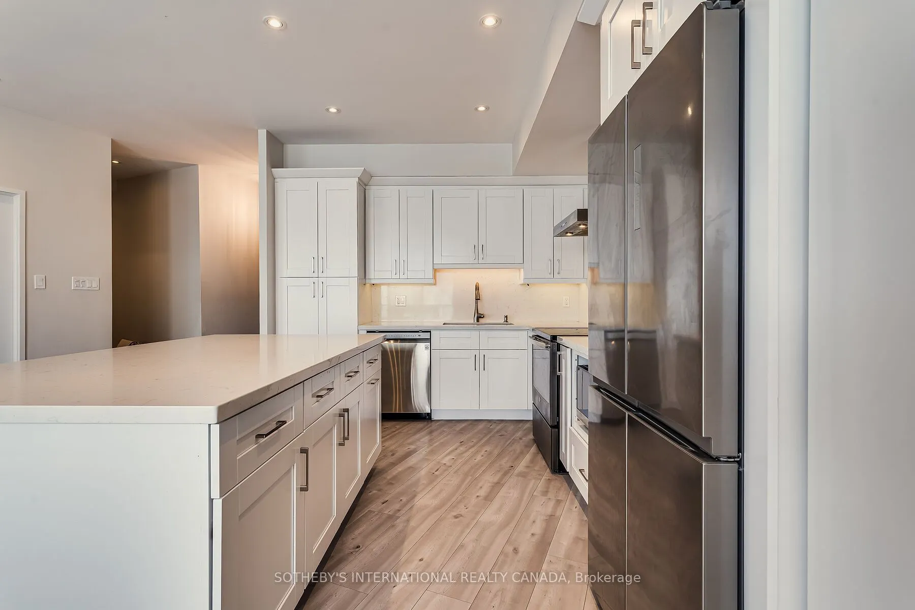 33 Harbour Square, #3408