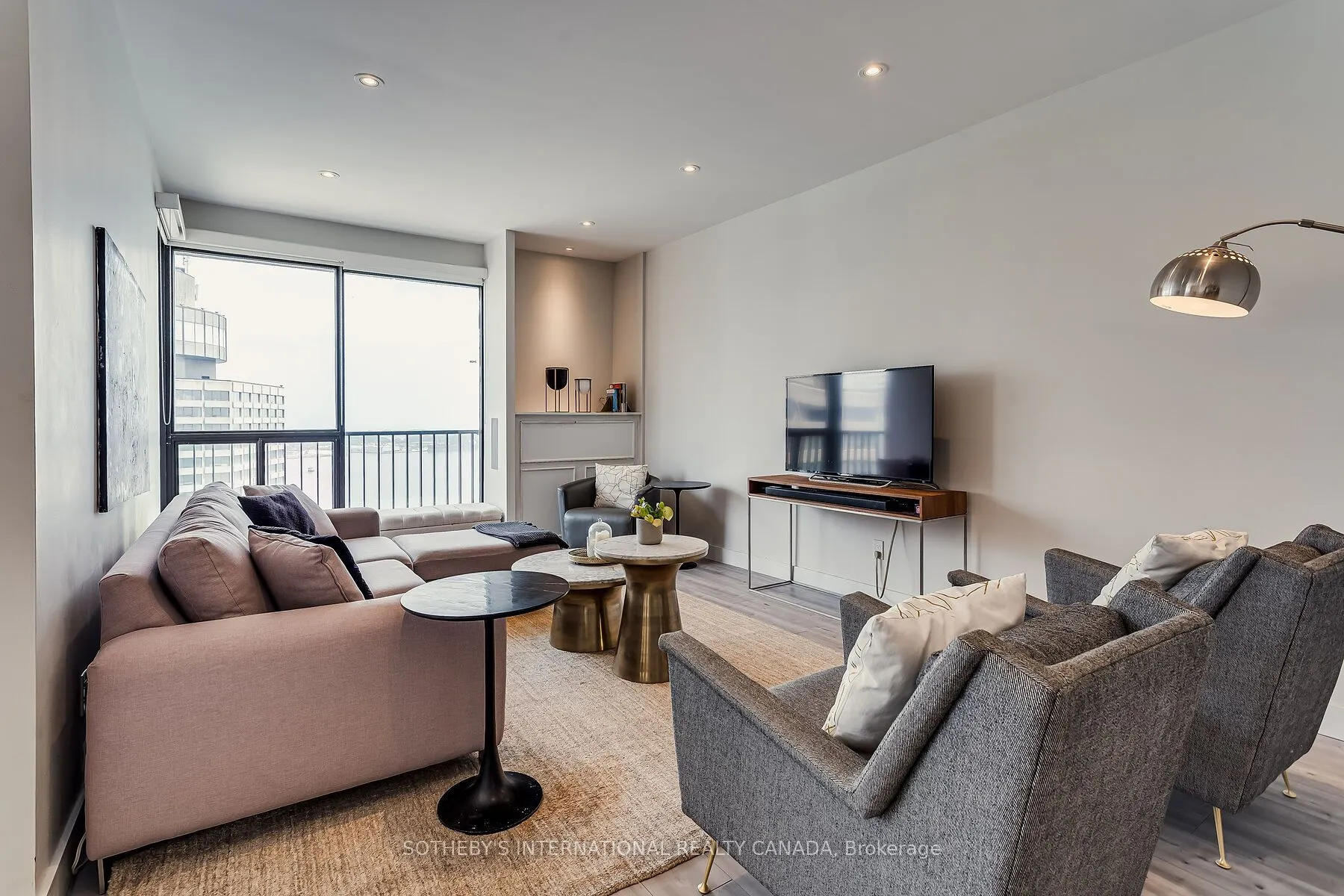 33 Harbour Square, #3408
