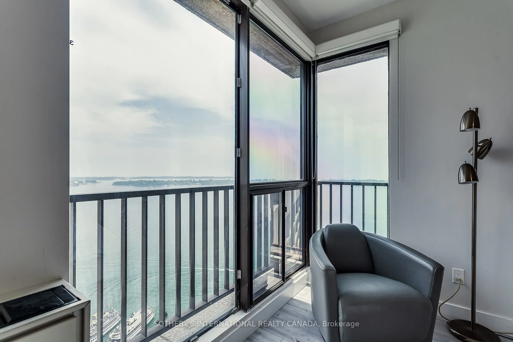 33 Harbour Square, #3408