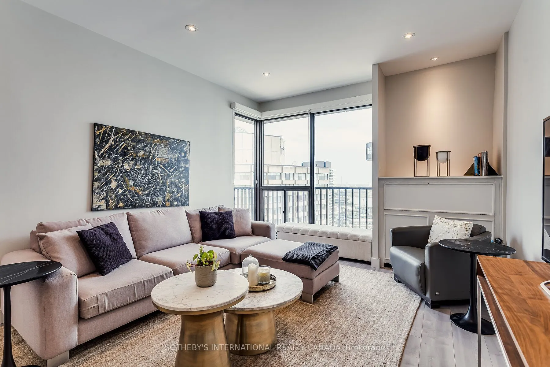 33 Harbour Square, #3408