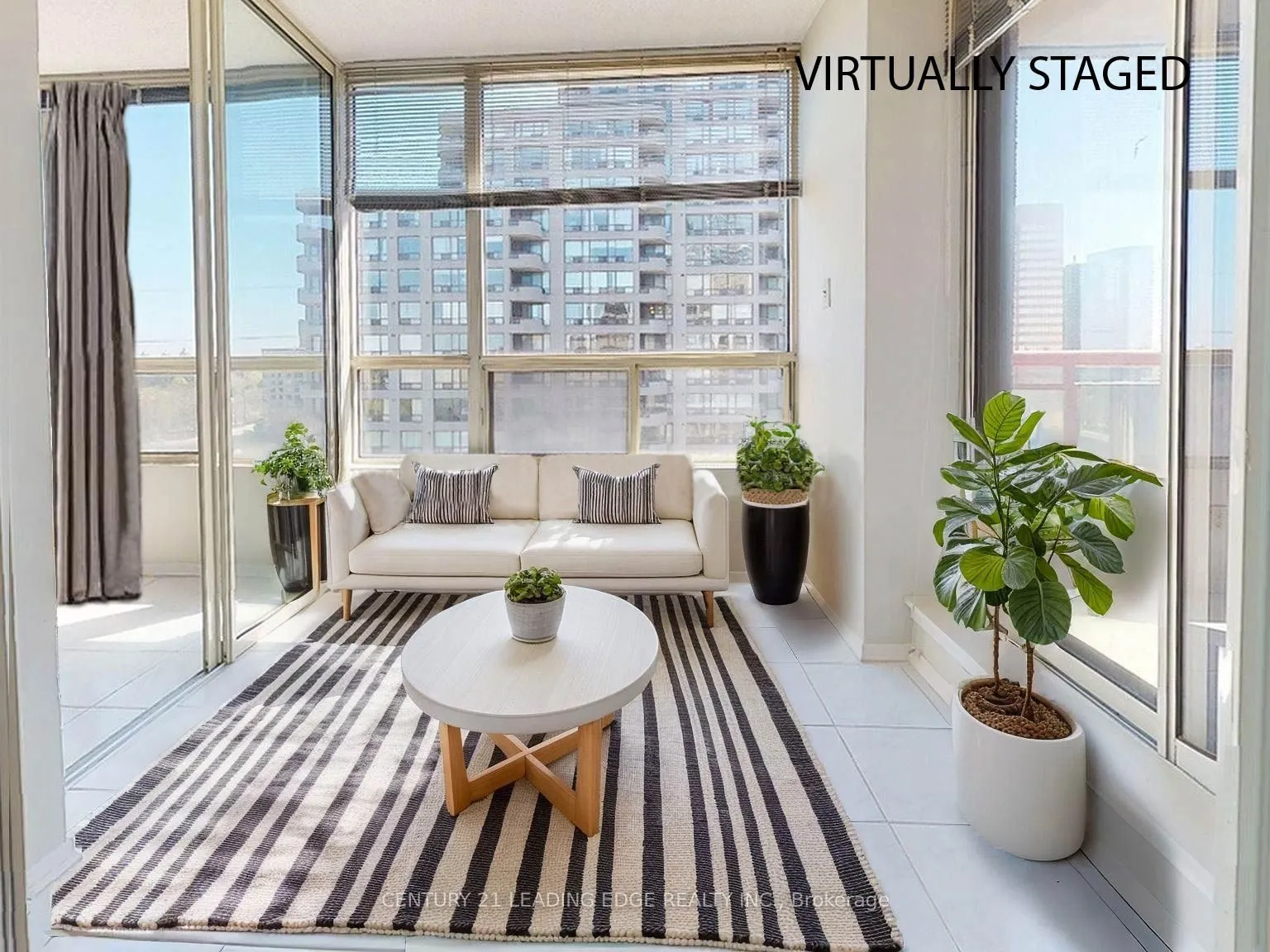 5785 Yonge Street, #PH404