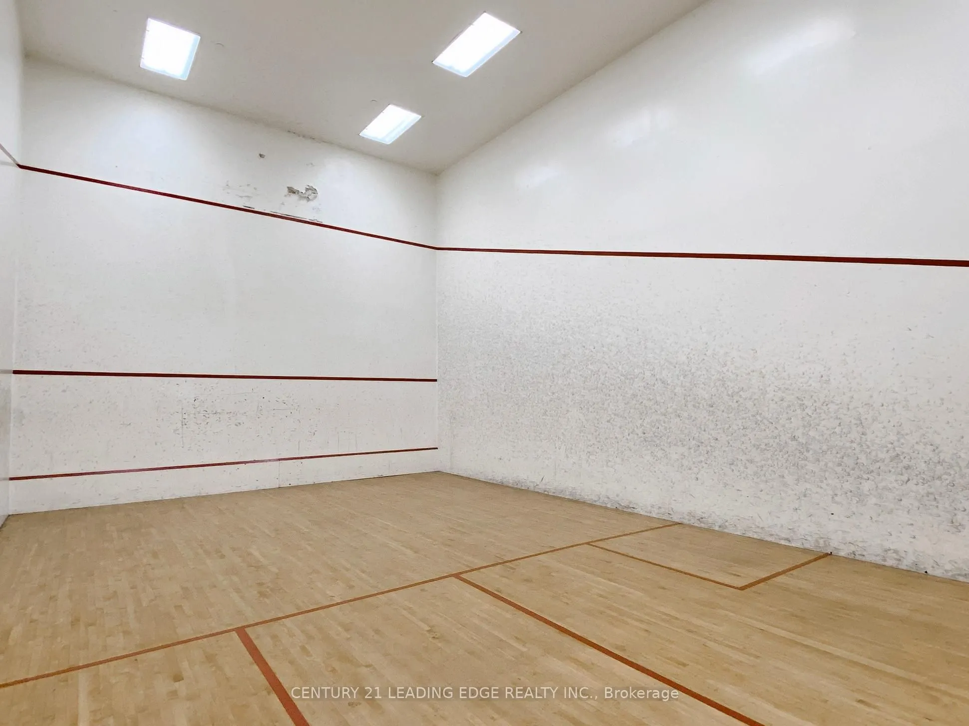 5785 Yonge Street, #PH404