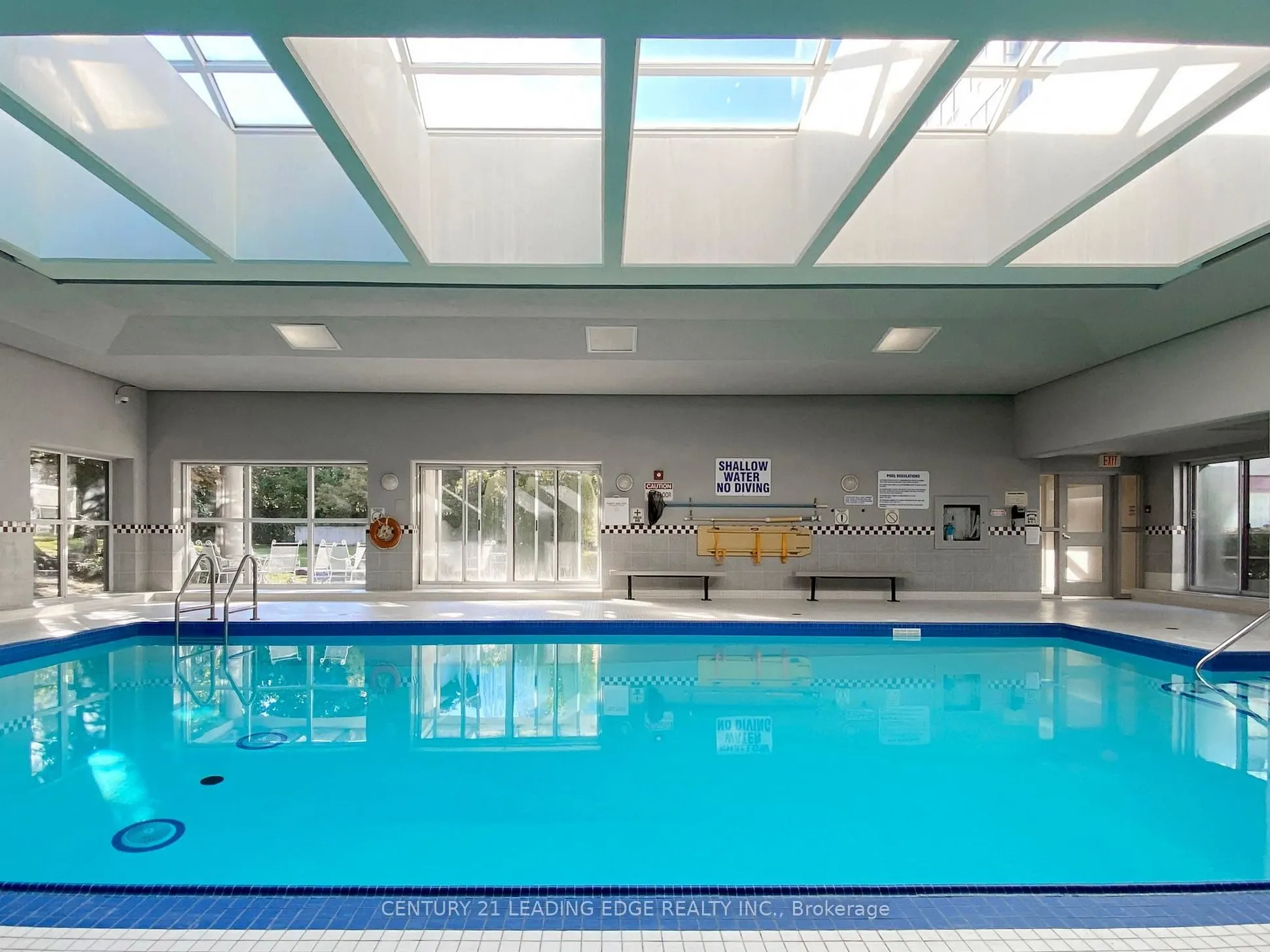 5785 Yonge Street, #PH404