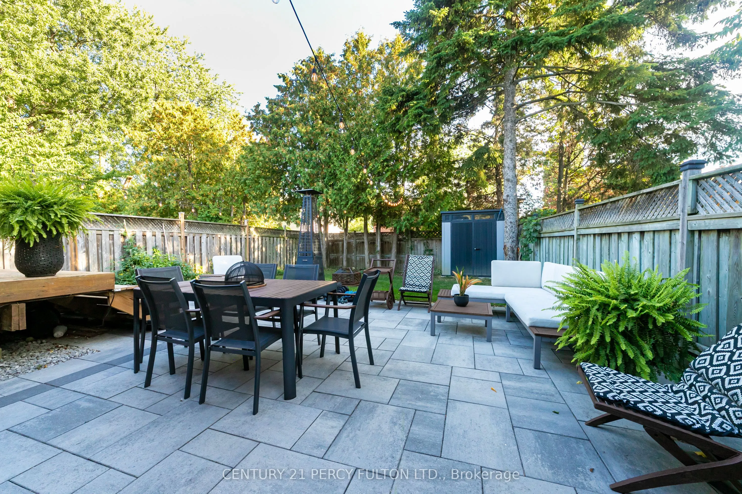 83 Cairnside Crescent