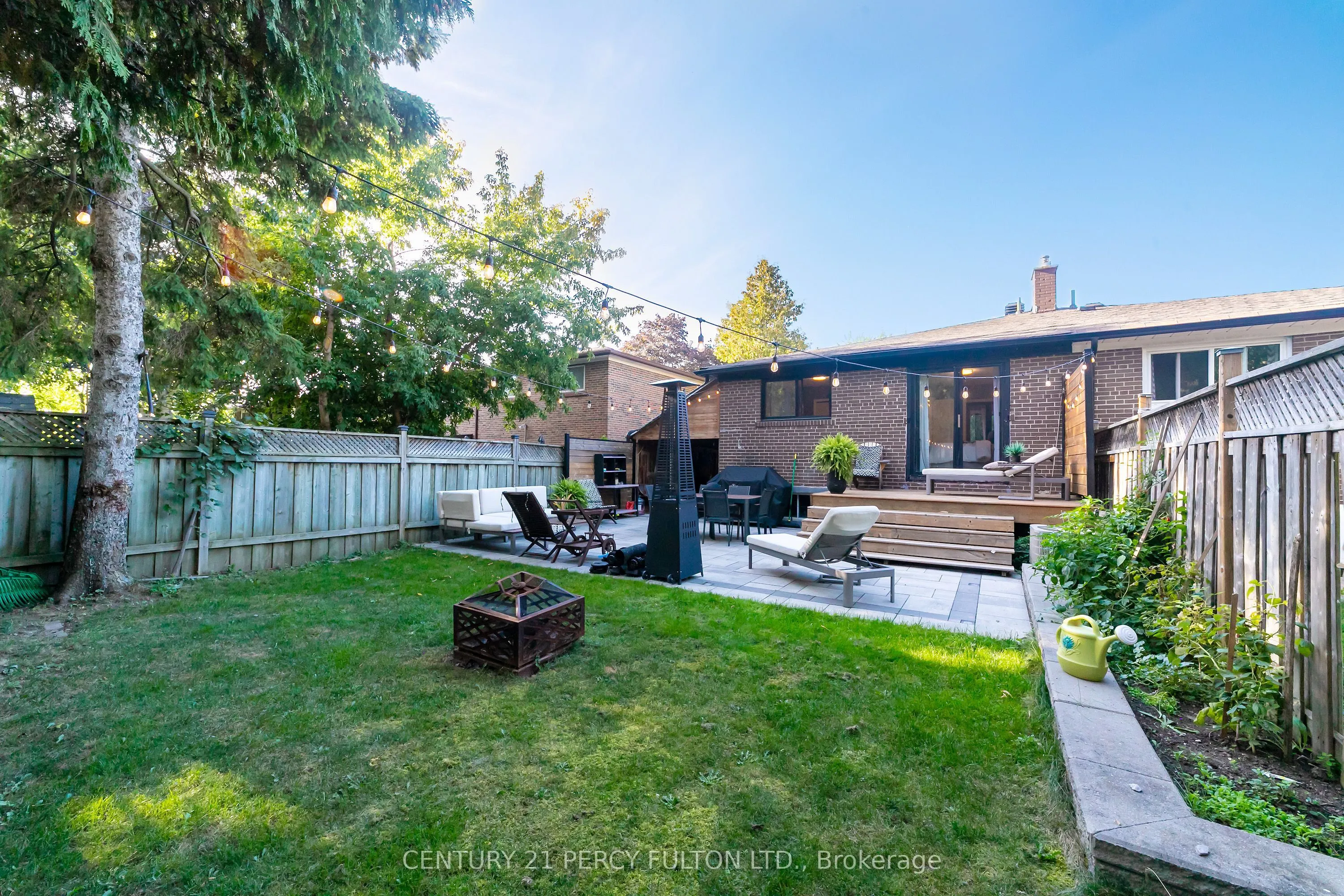 83 Cairnside Crescent