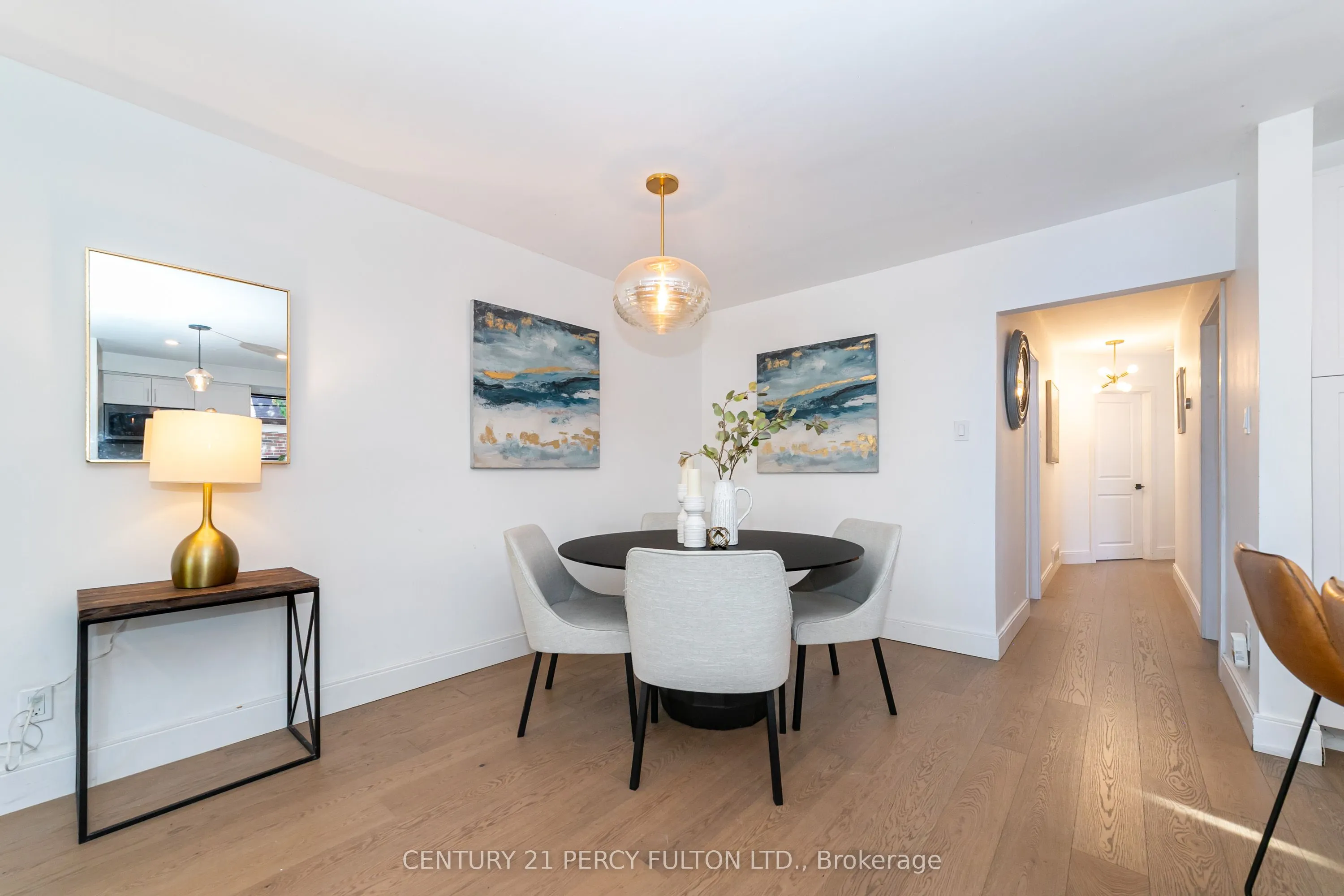83 Cairnside Crescent