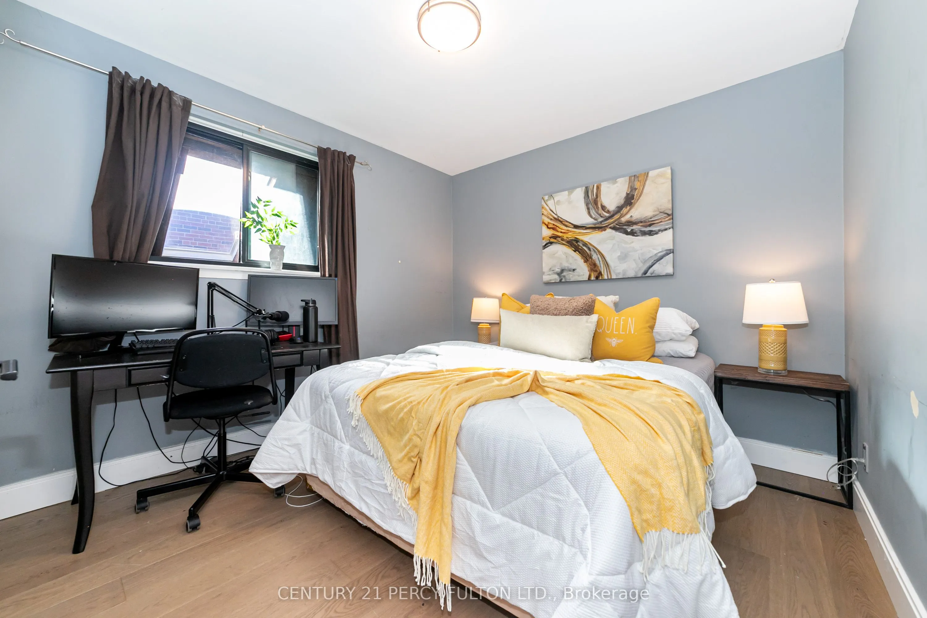 83 Cairnside Crescent