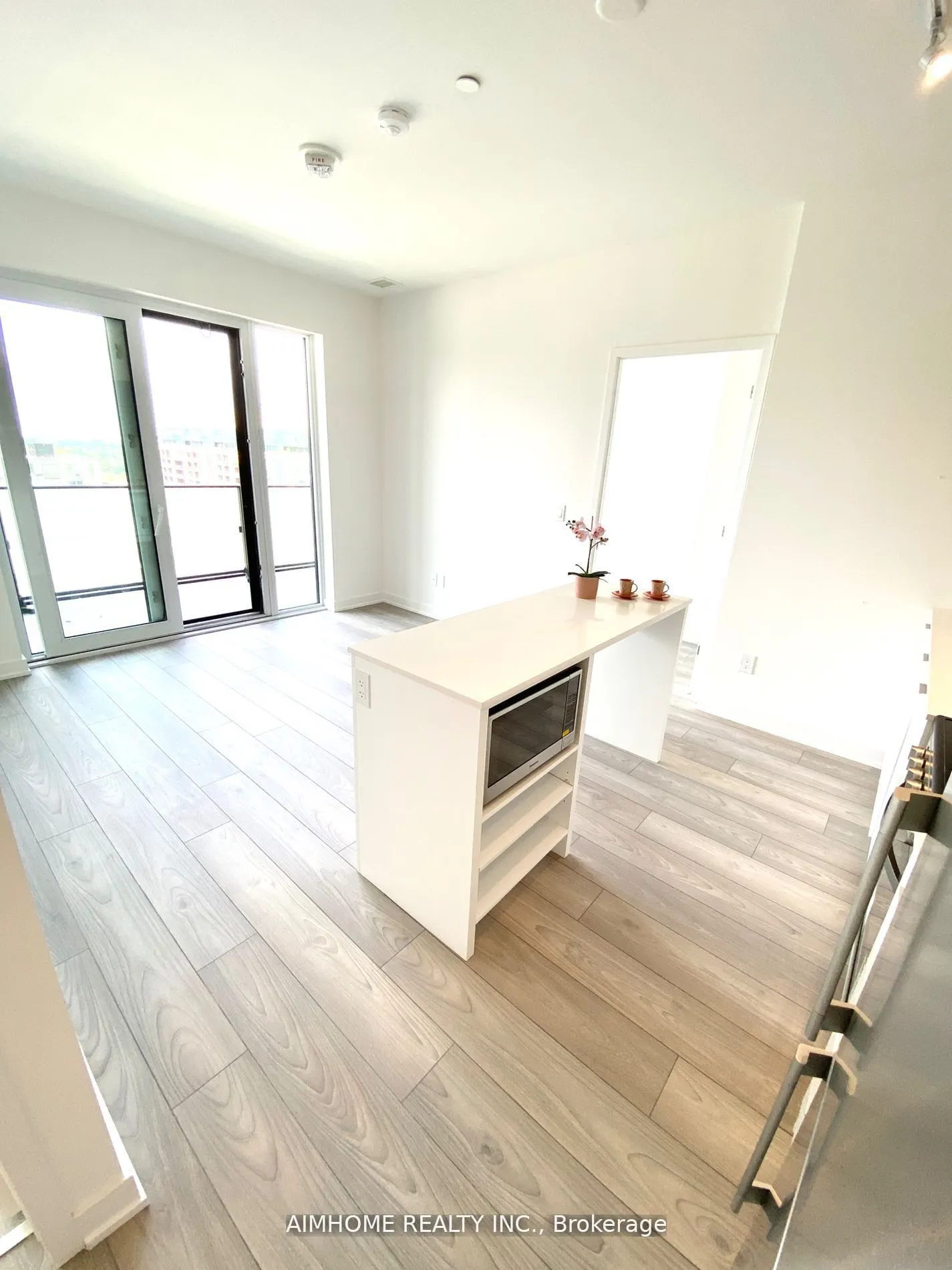 8 Tippett Road, #1017