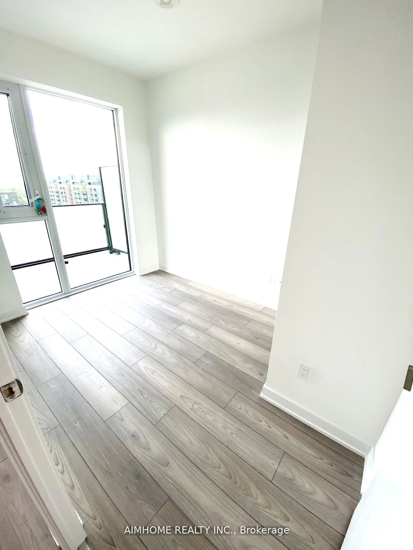 8 Tippett Road, #1017