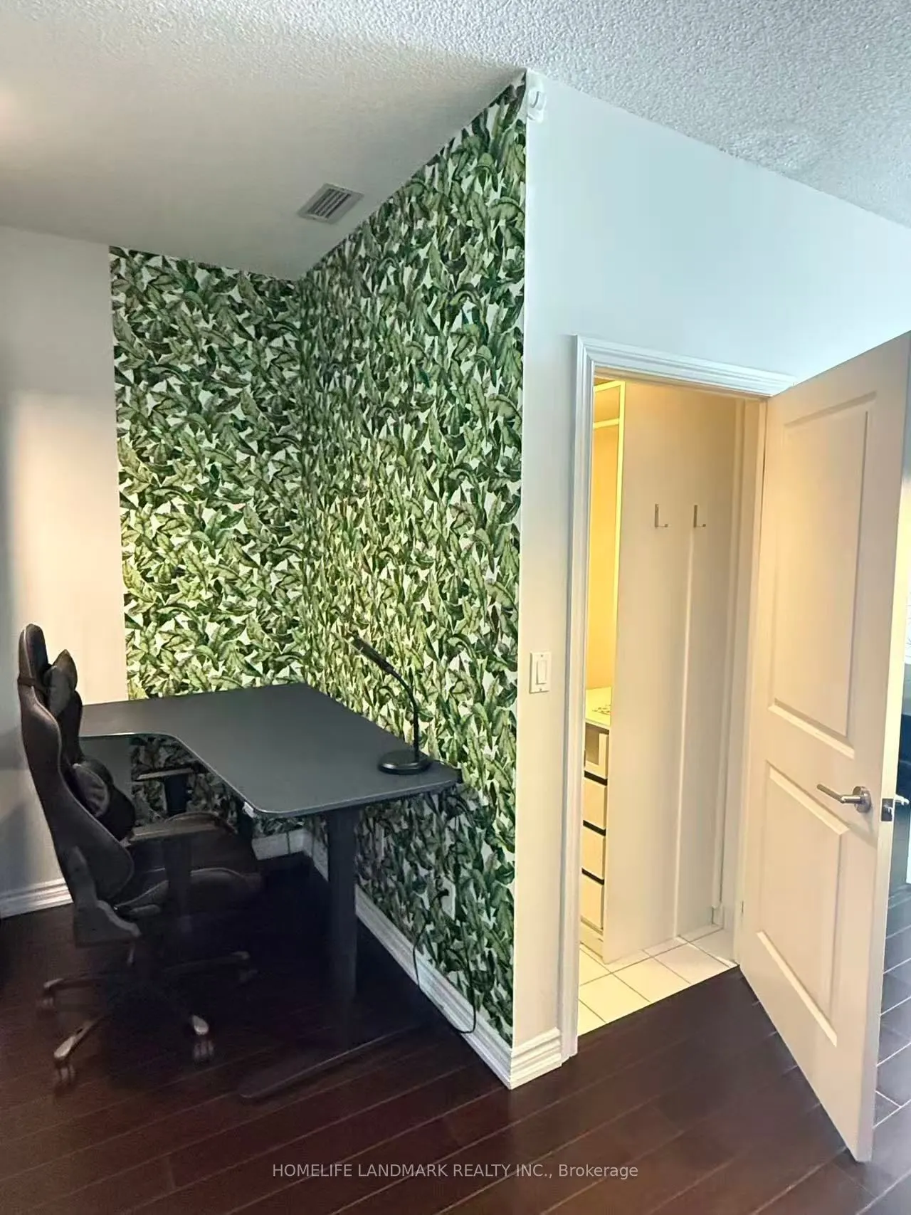 386 Yonge Street, #5603
