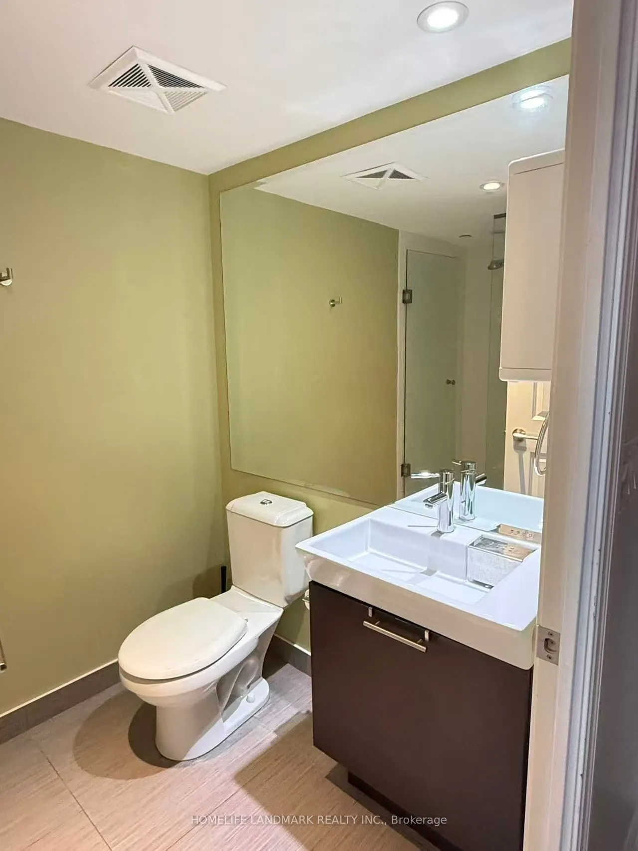 386 Yonge Street, #5603