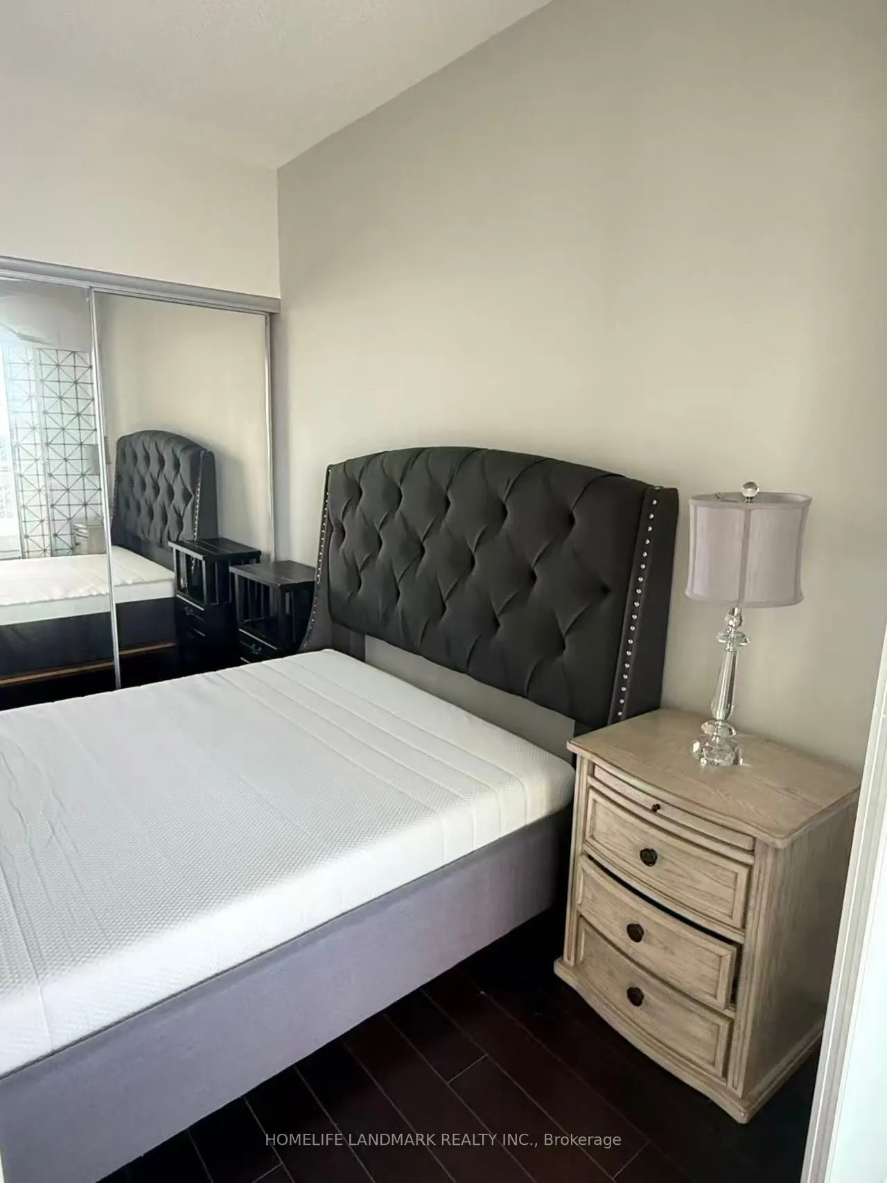 386 Yonge Street, #5603
