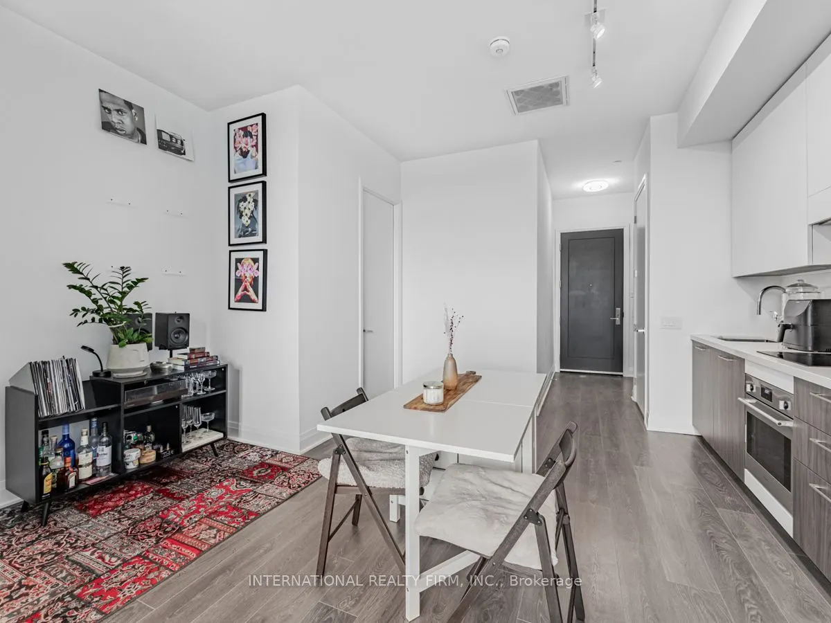 33 Frederick Todd Way W, #207