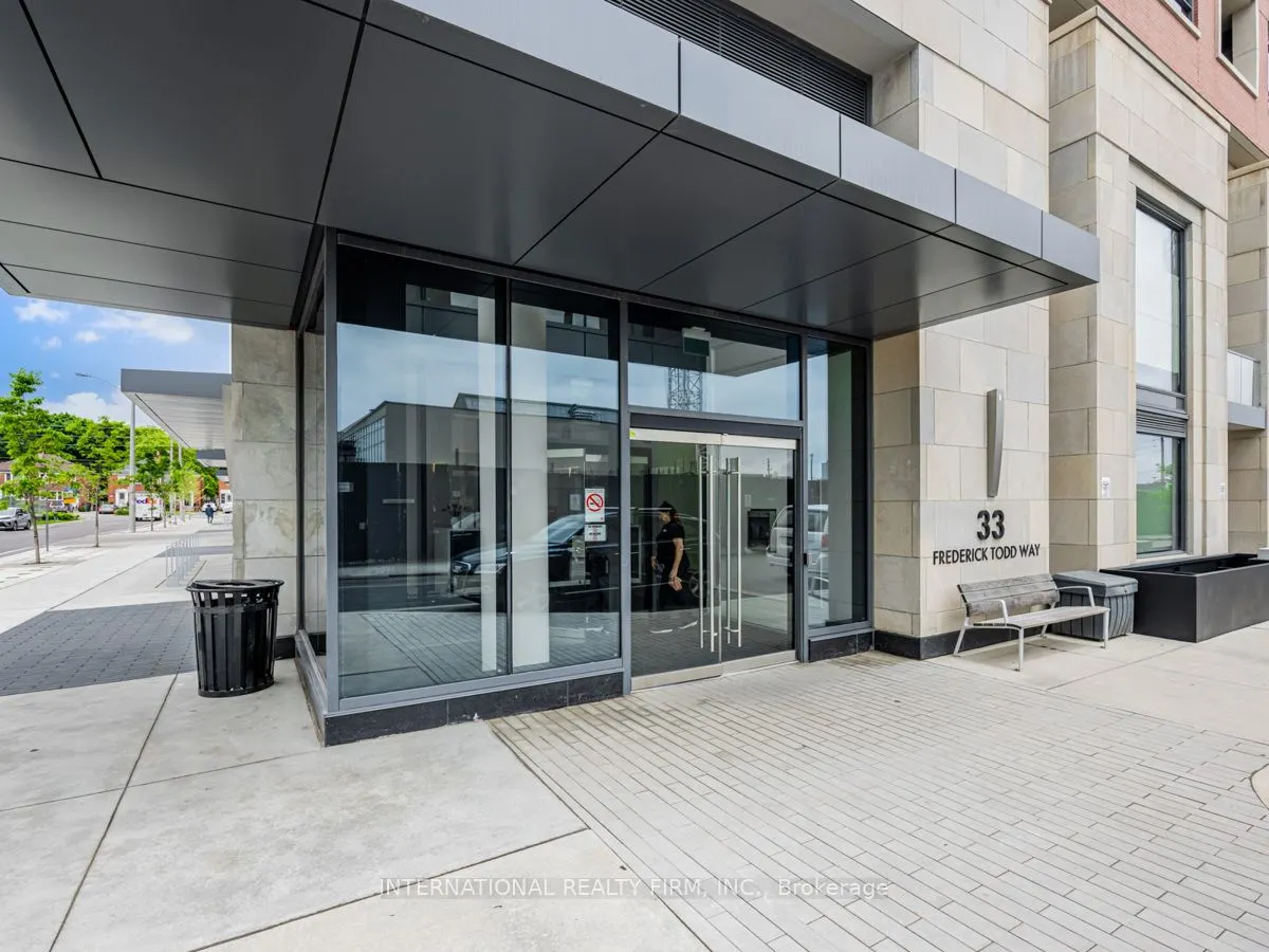 33 Frederick Todd Way W, #207