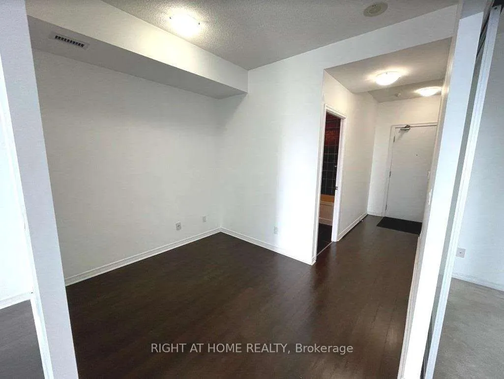 352 Front Street W, #1912