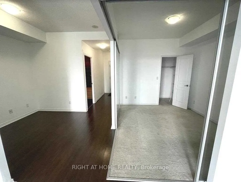 352 Front Street W, #1912