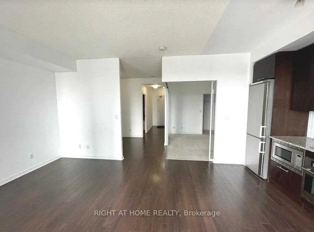 352 Front Street W, #1912