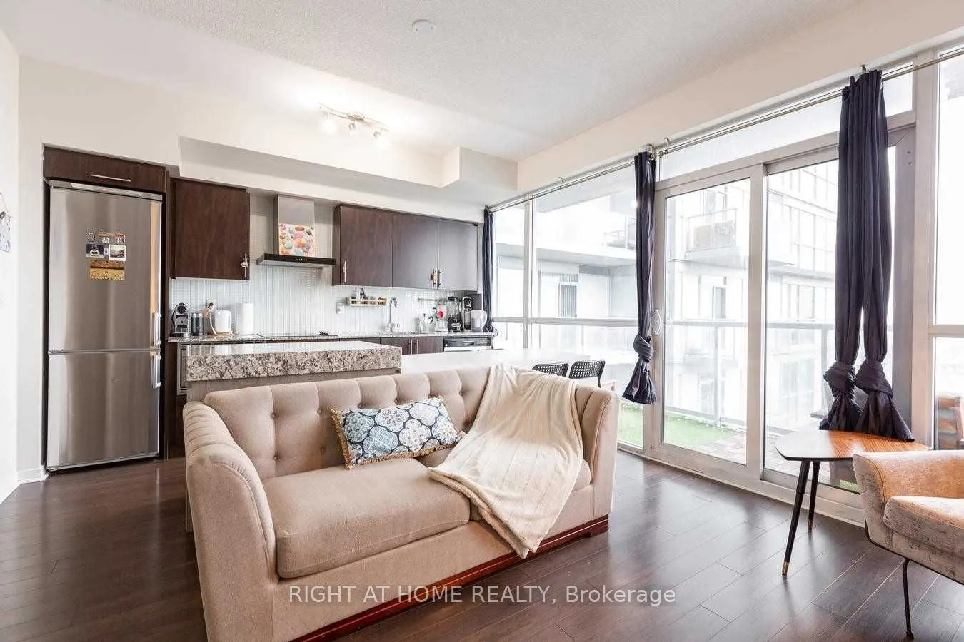 352 Front Street W, #1912