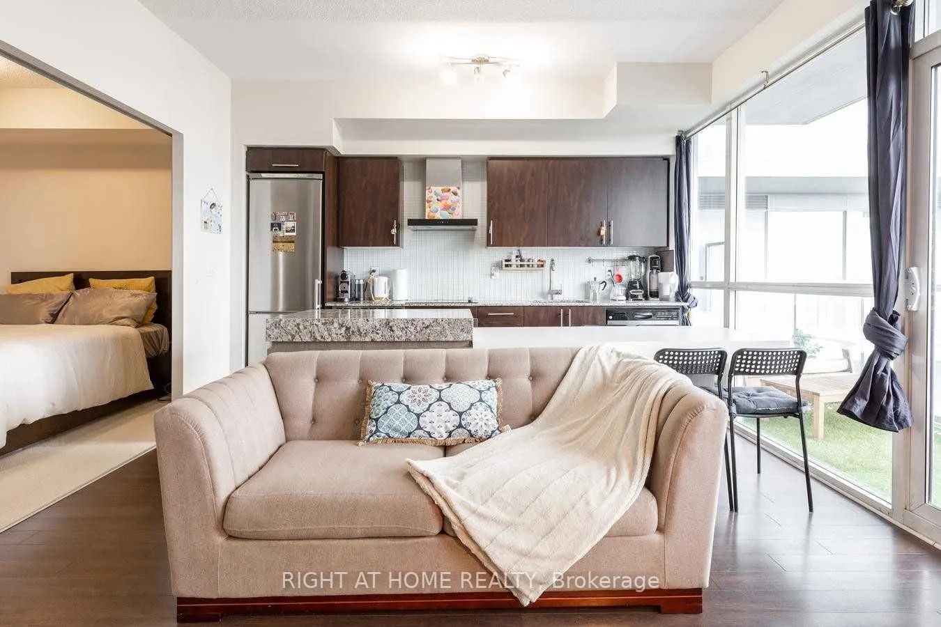 352 Front Street W, #1912