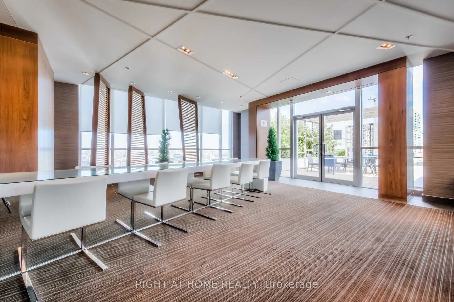 352 Front Street W, #1912