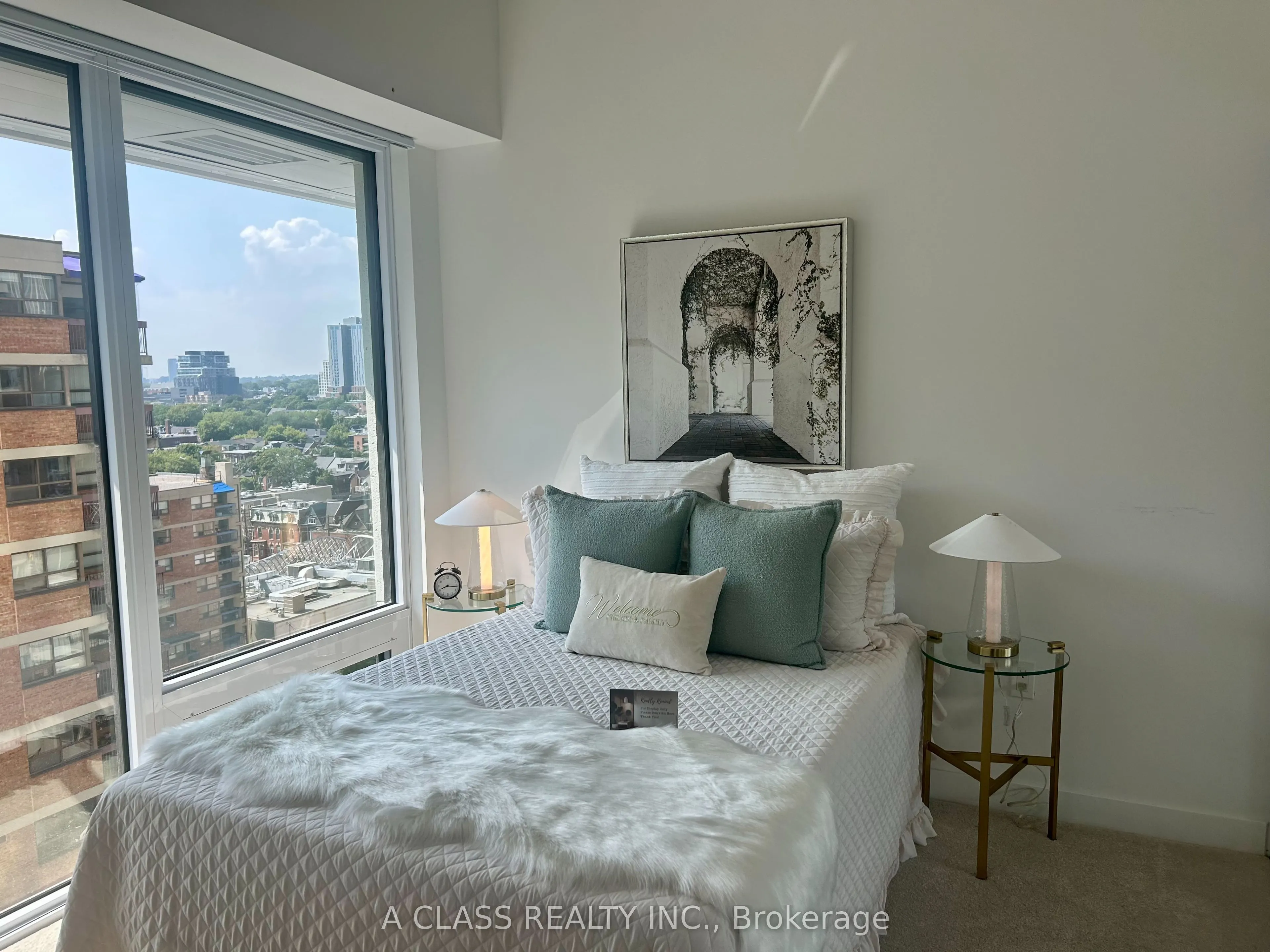 121 St Patrick Street, #1113