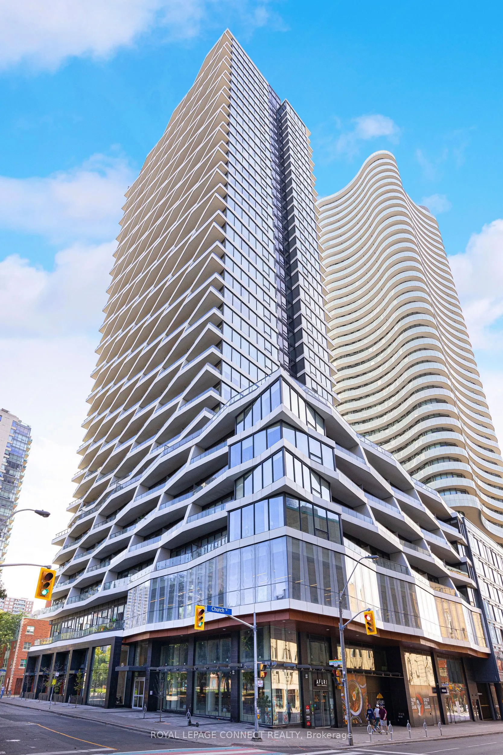85 Wood Street, #2806
