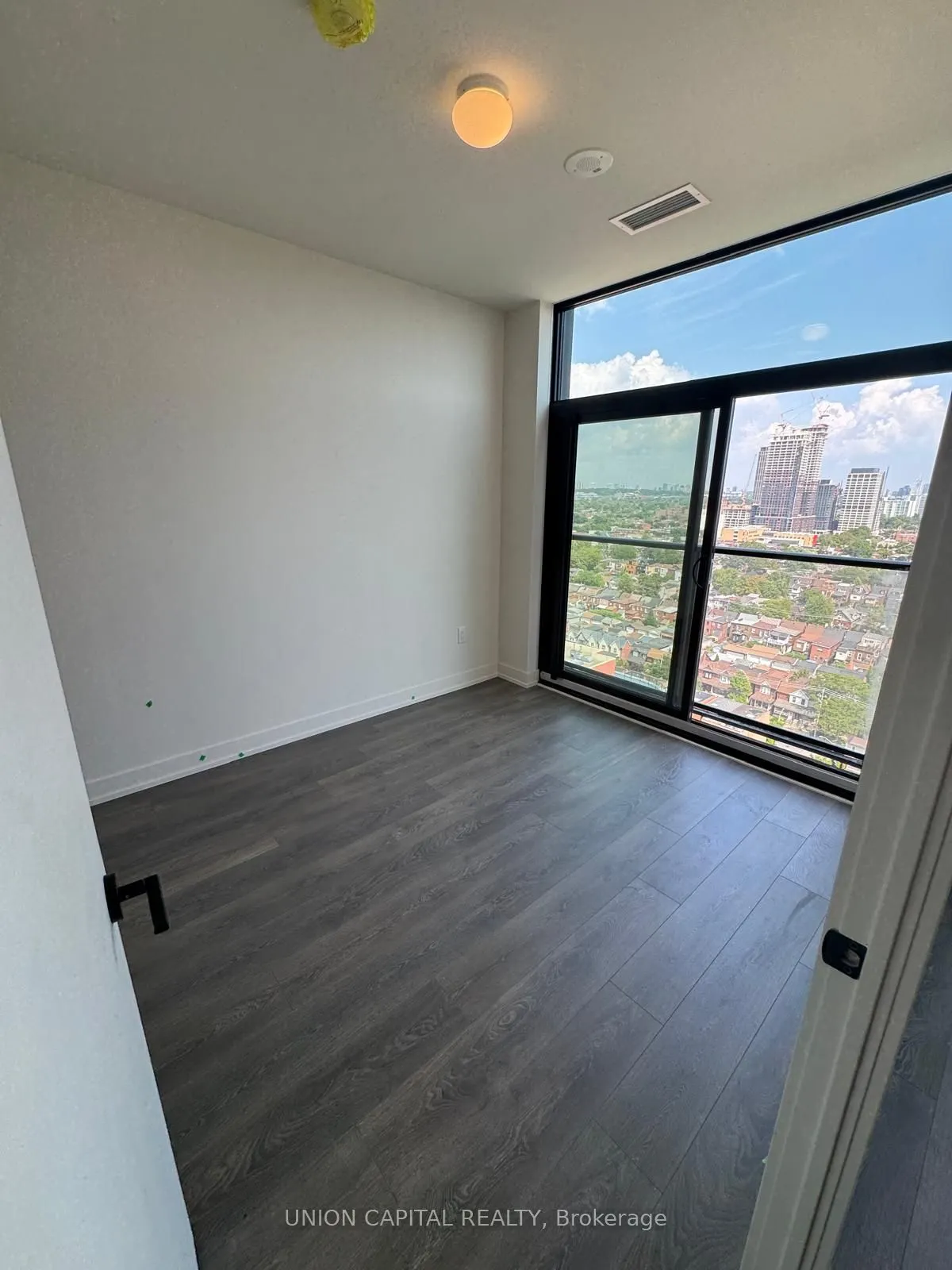 181 Sterling Road, #UPH01