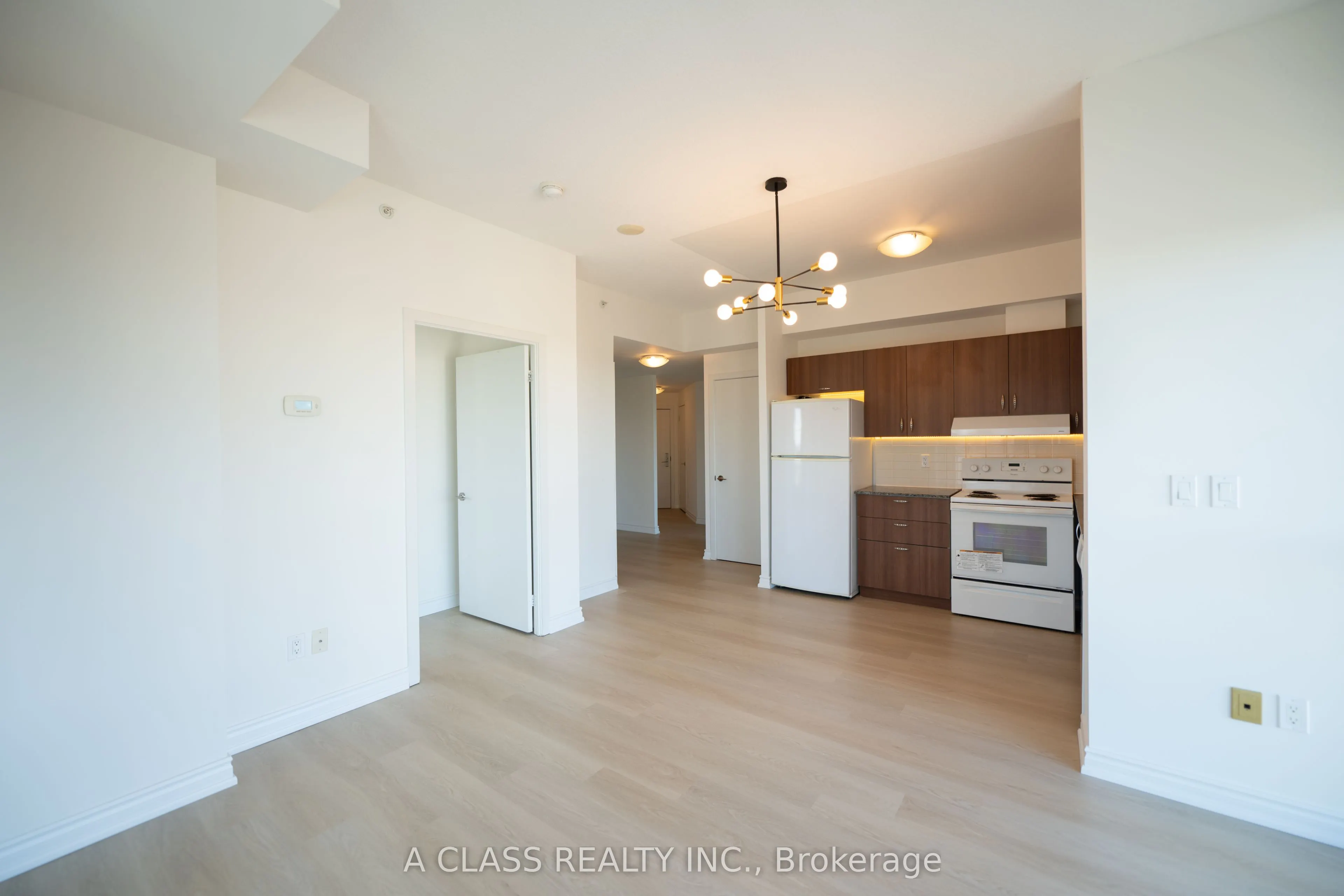 5740 Yonge Street, #2209
