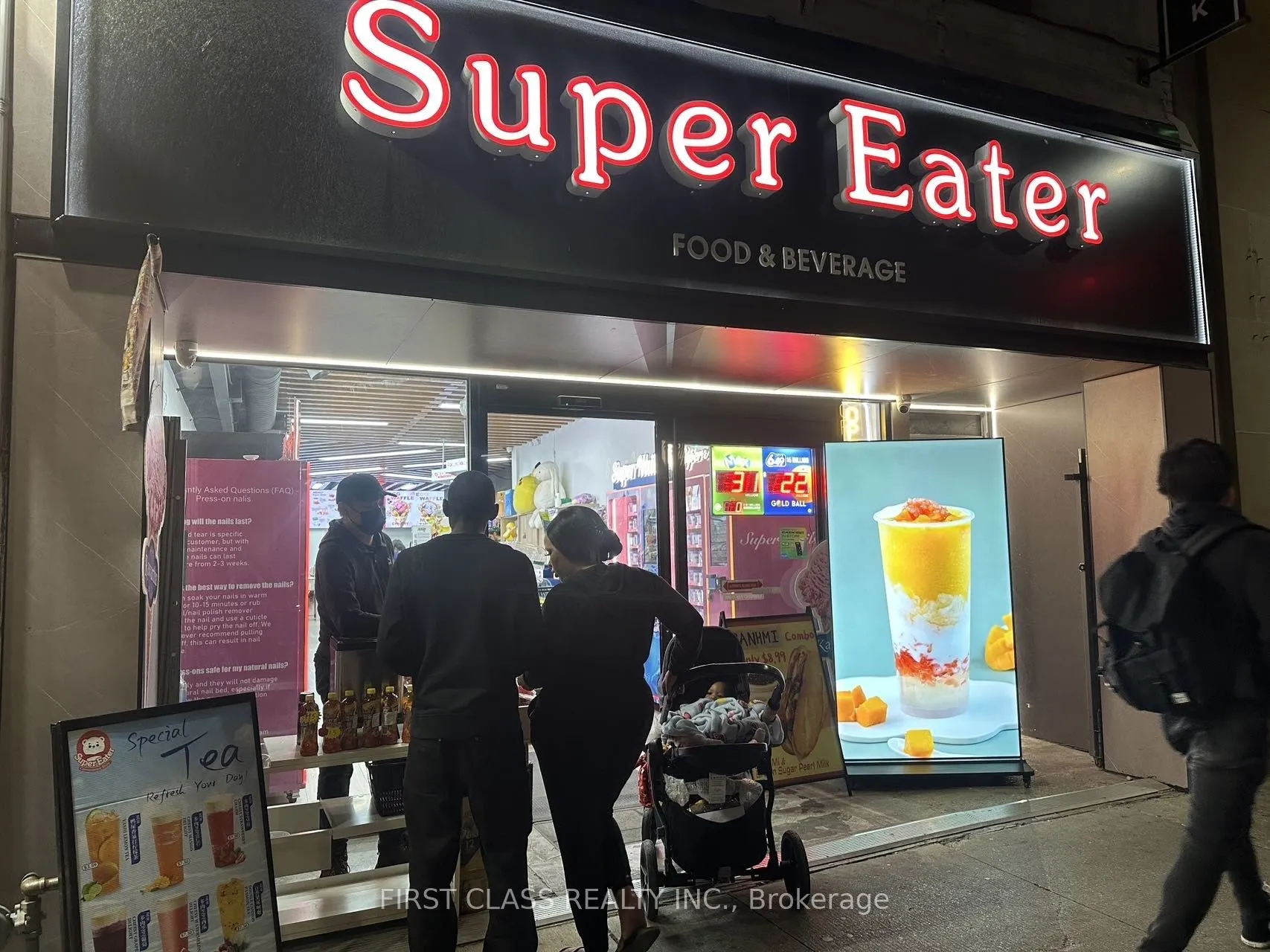 376 Yonge Street