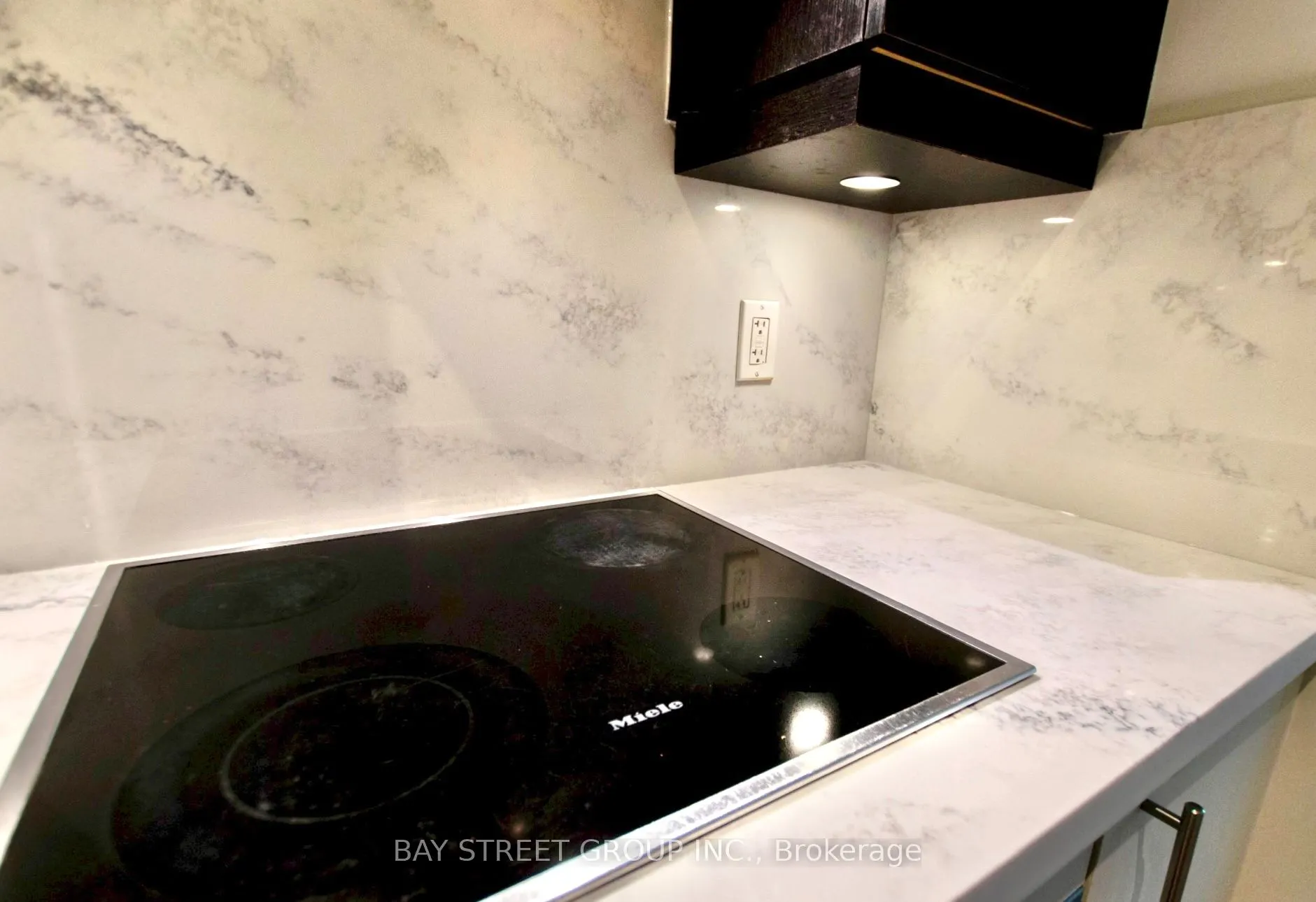 199 Richmond Street W, #203